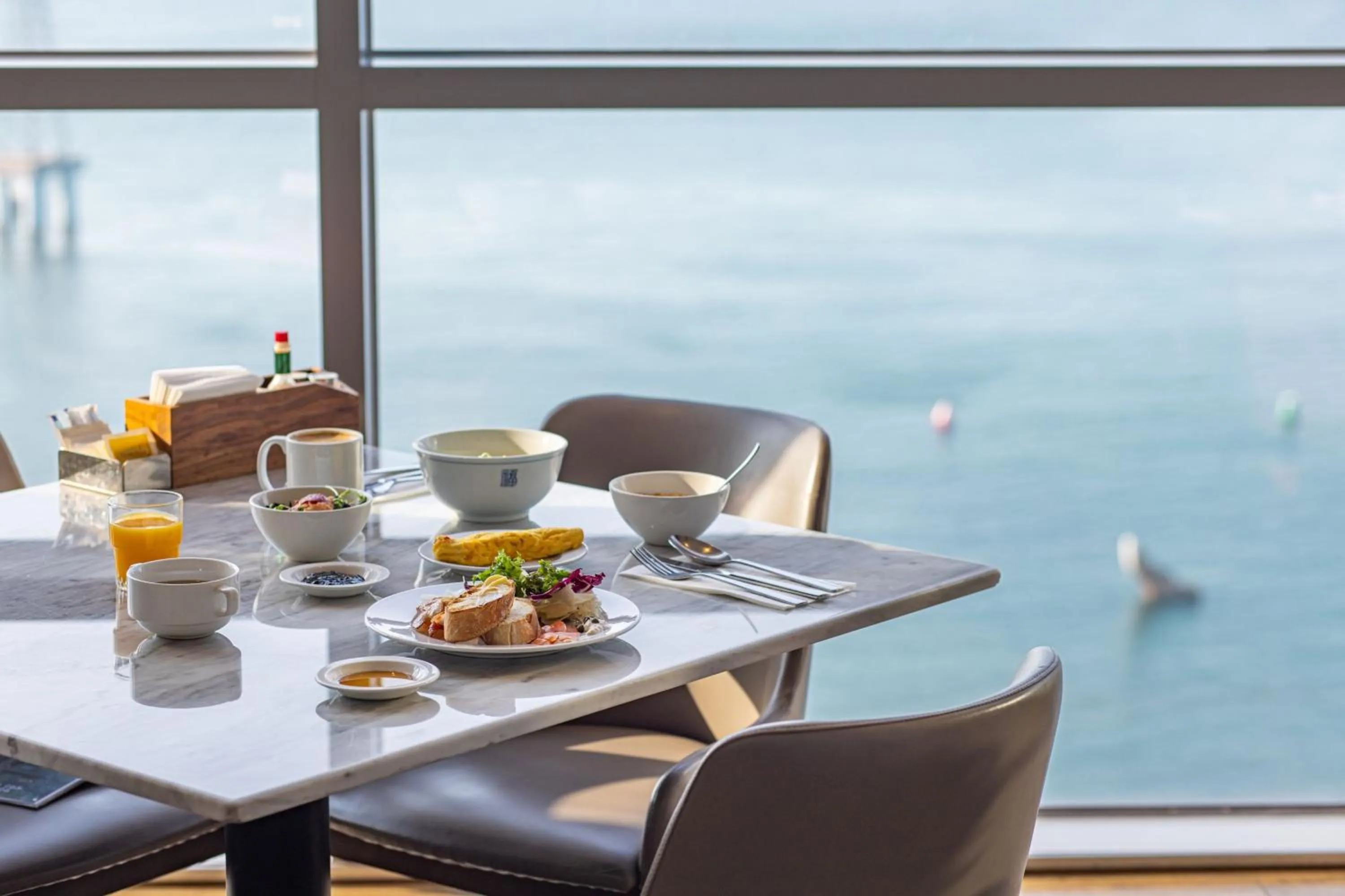 Breakfast in Fairfield by Marriott Busan Songdo Beach