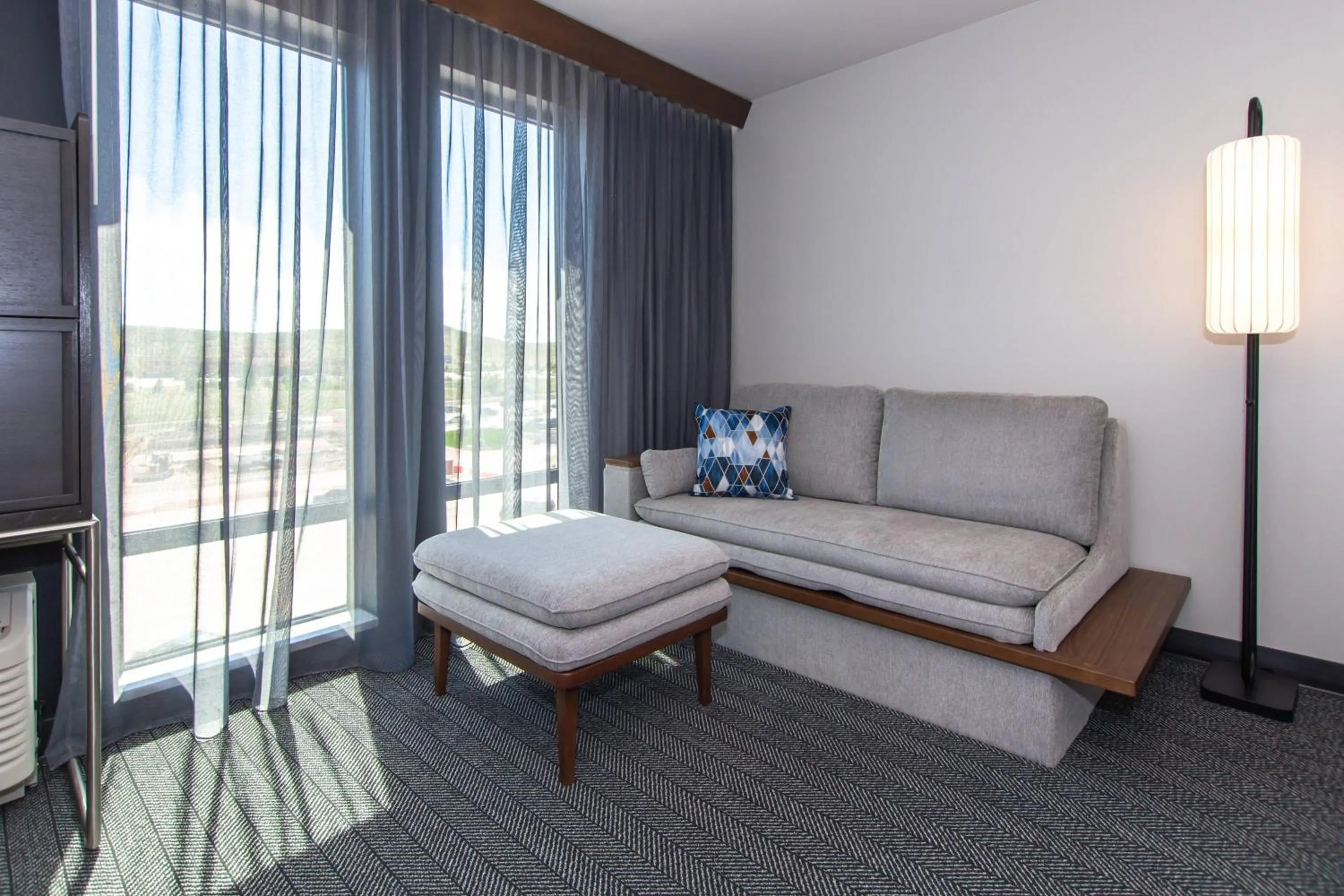 Photo of the whole room in Courtyard by Marriott Rapid City