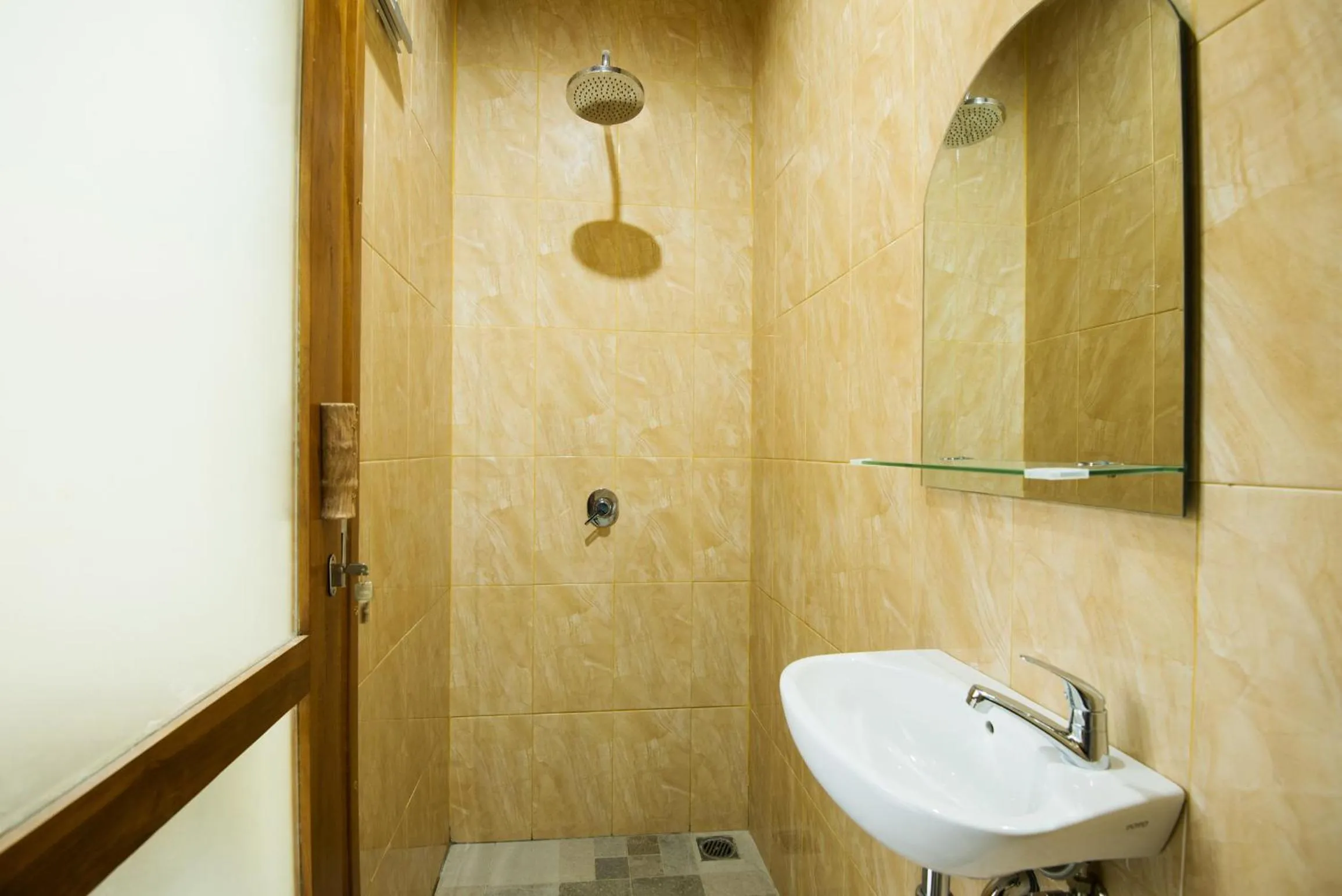Shower in Bulan Bali Guest House