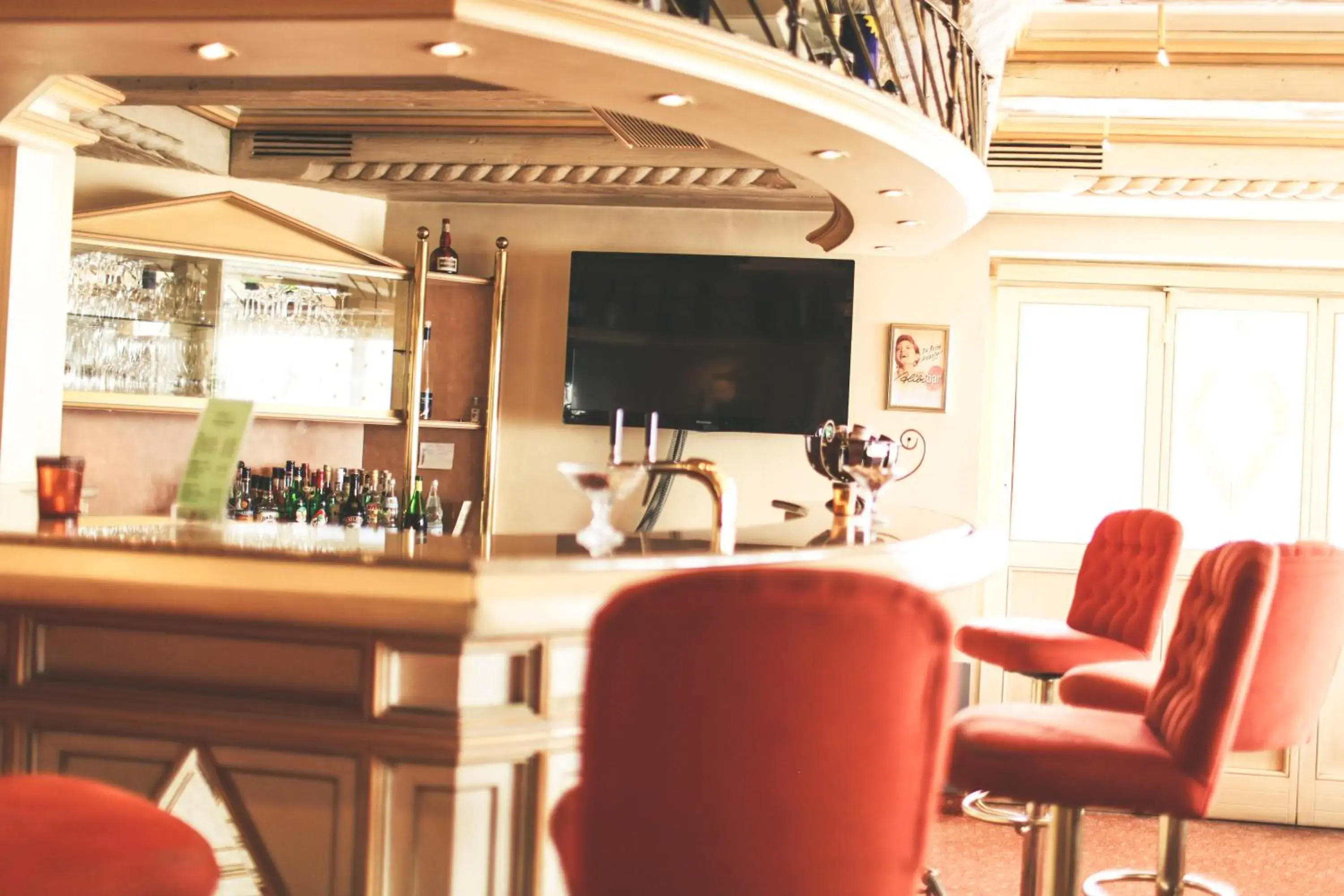 Lounge or bar in Hotel Löwen-Seckenheim Lounge or bar in Hotel Löwen-Seckenheim