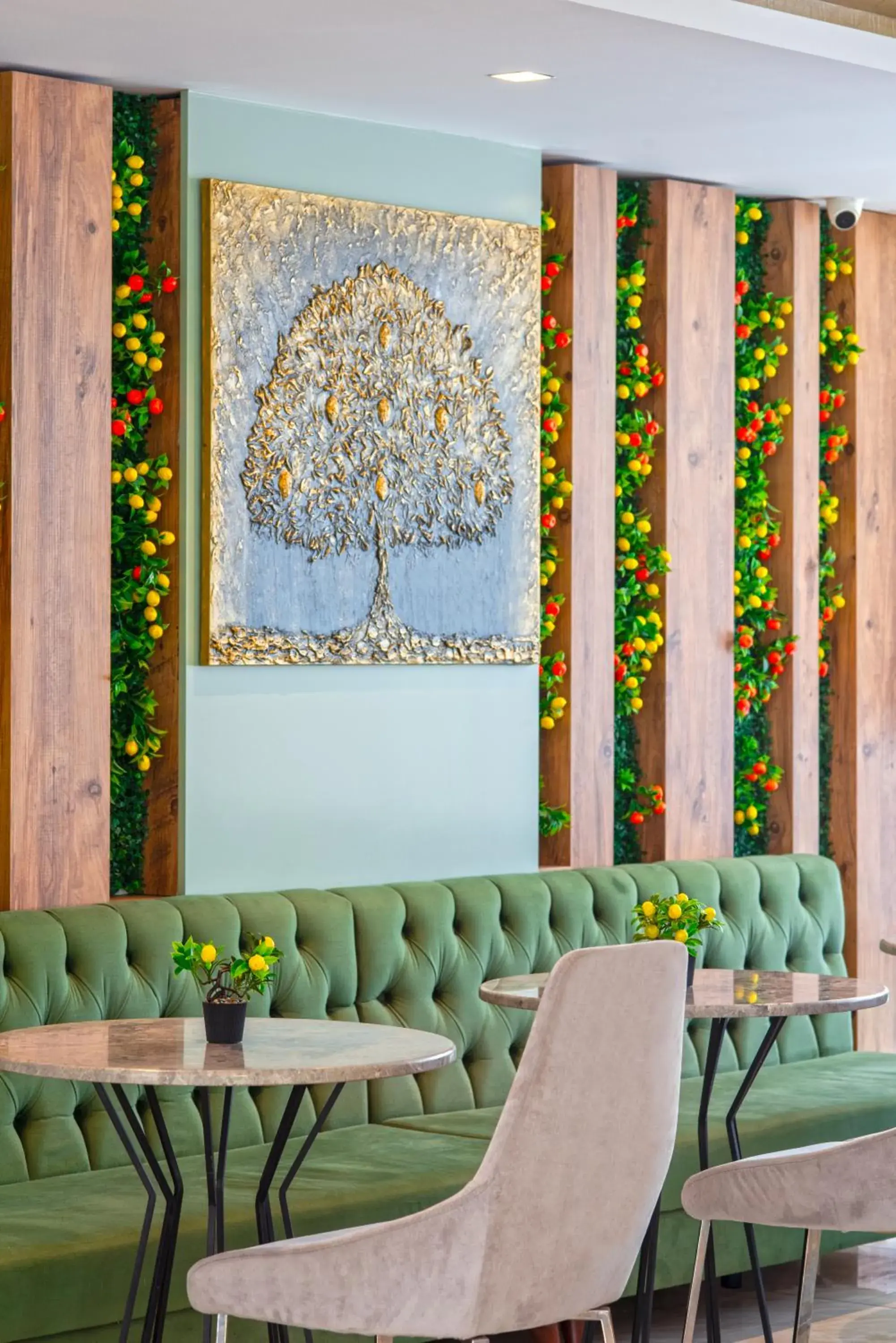 Restaurant/places to eat in Citrus Park Hotel Restaurant/places to eat in Citrus Park Hotel