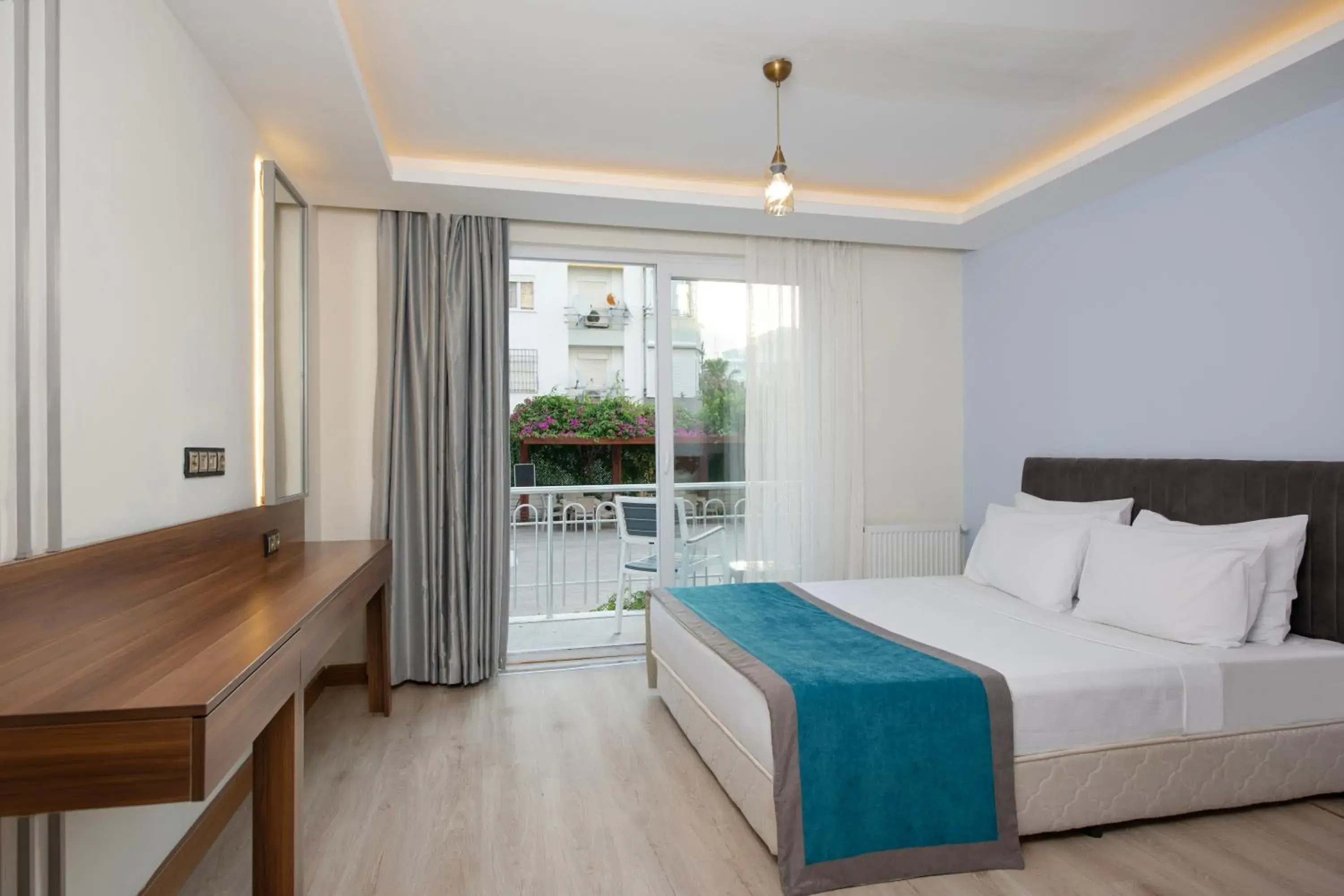 Bedroom, Bed in Citrus Park Hotel Bedroom, Bed in Citrus Park Hotel