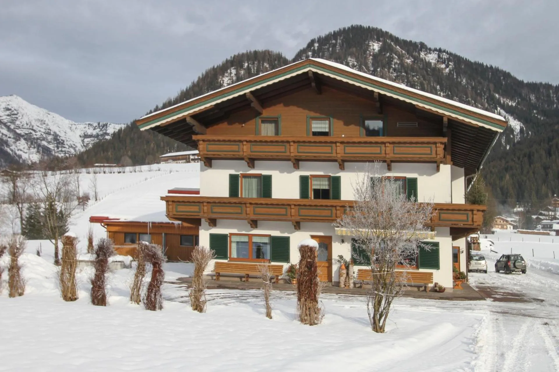 Property building in Schneiderbauer