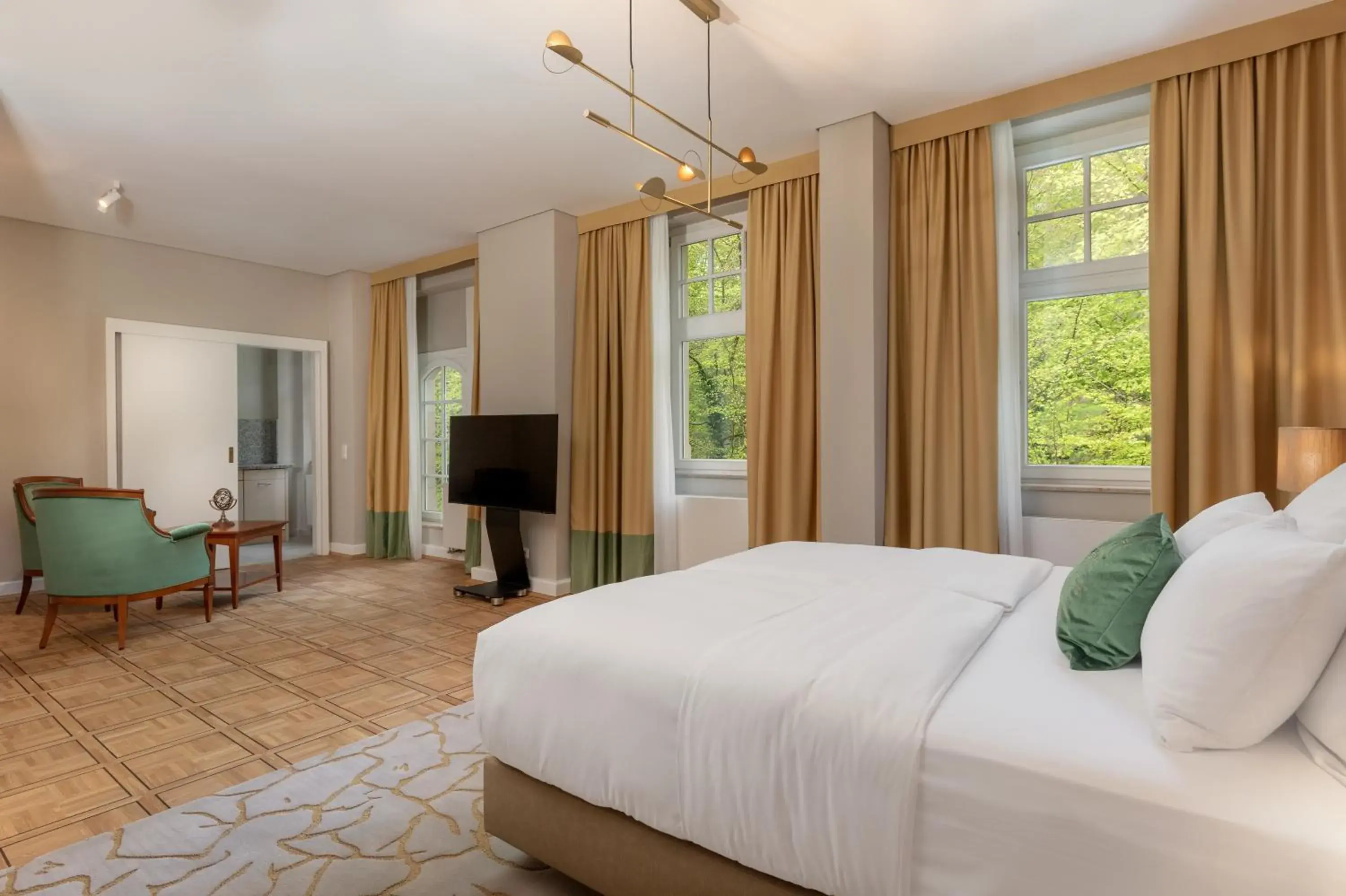 Bedroom, Bed in Falkenstein Grand, Autograph Collection Bedroom, Bed in Falkenstein Grand, Autograph Collection