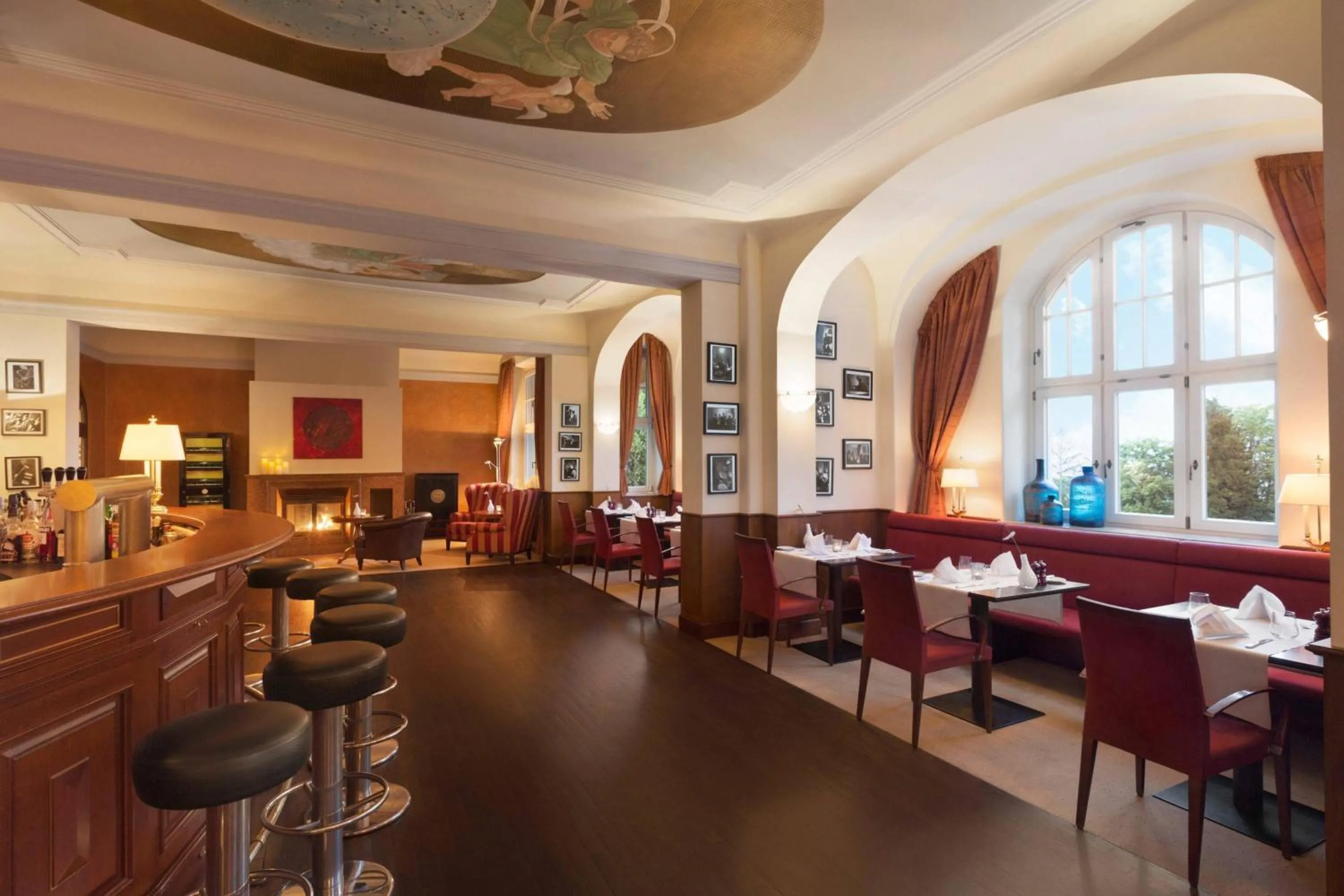 Lounge or bar in Falkenstein Grand, Autograph Collection