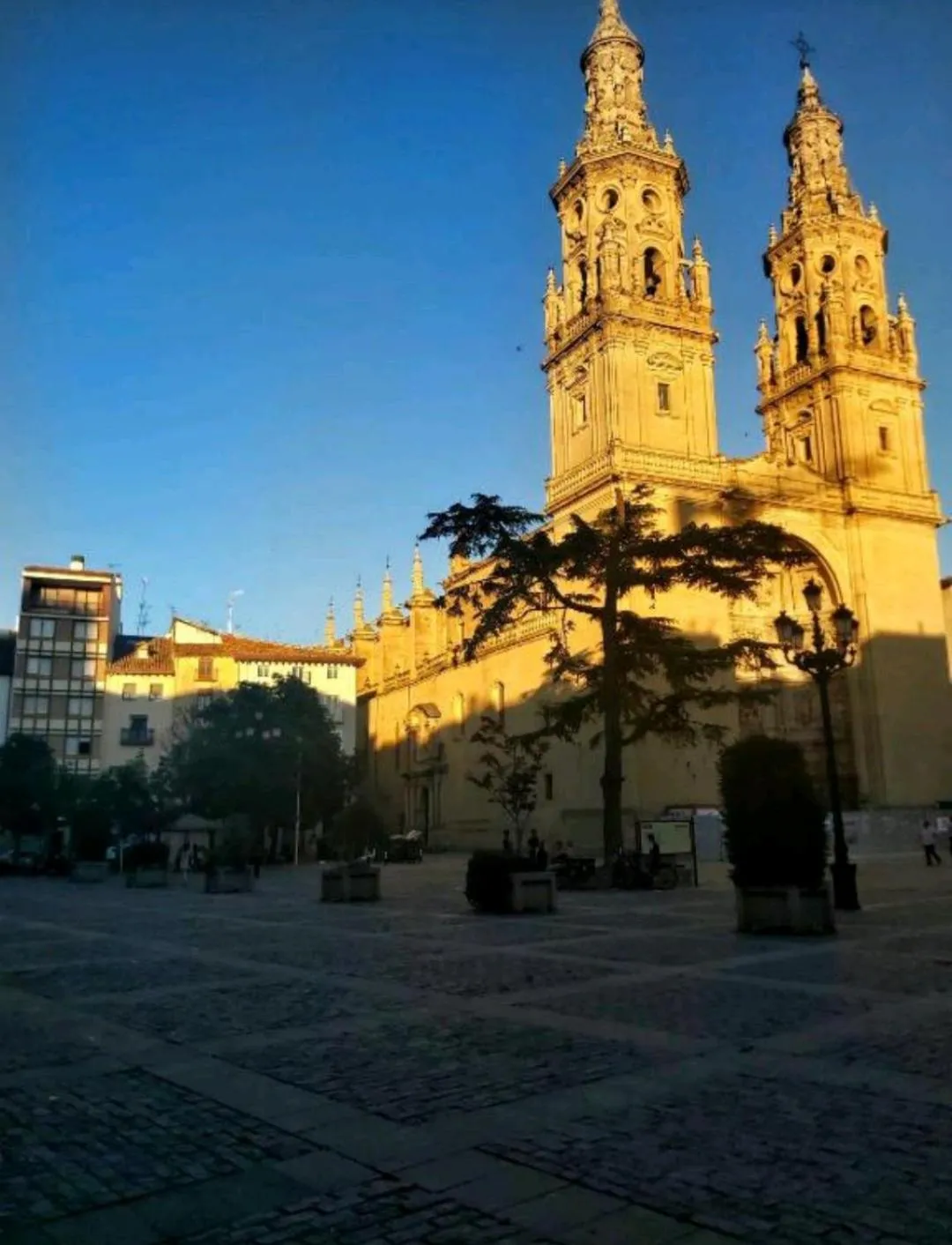 Nearby landmark in El Rincón de La Maña