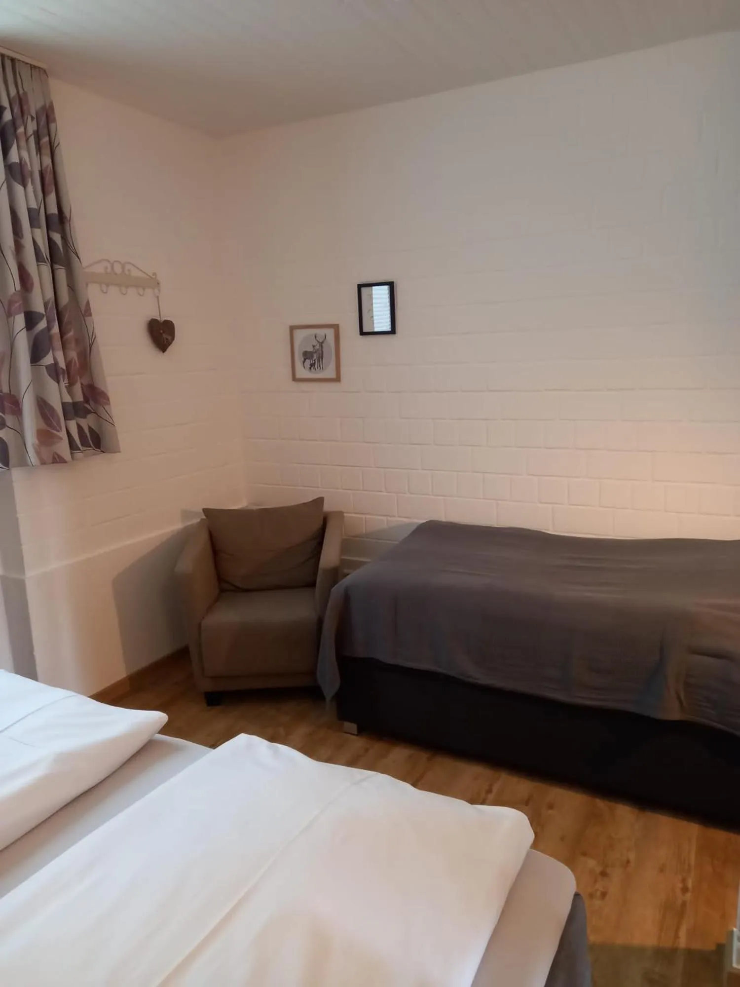 Bed in Mein Vierjahreszeiten Hotel Garni Superior