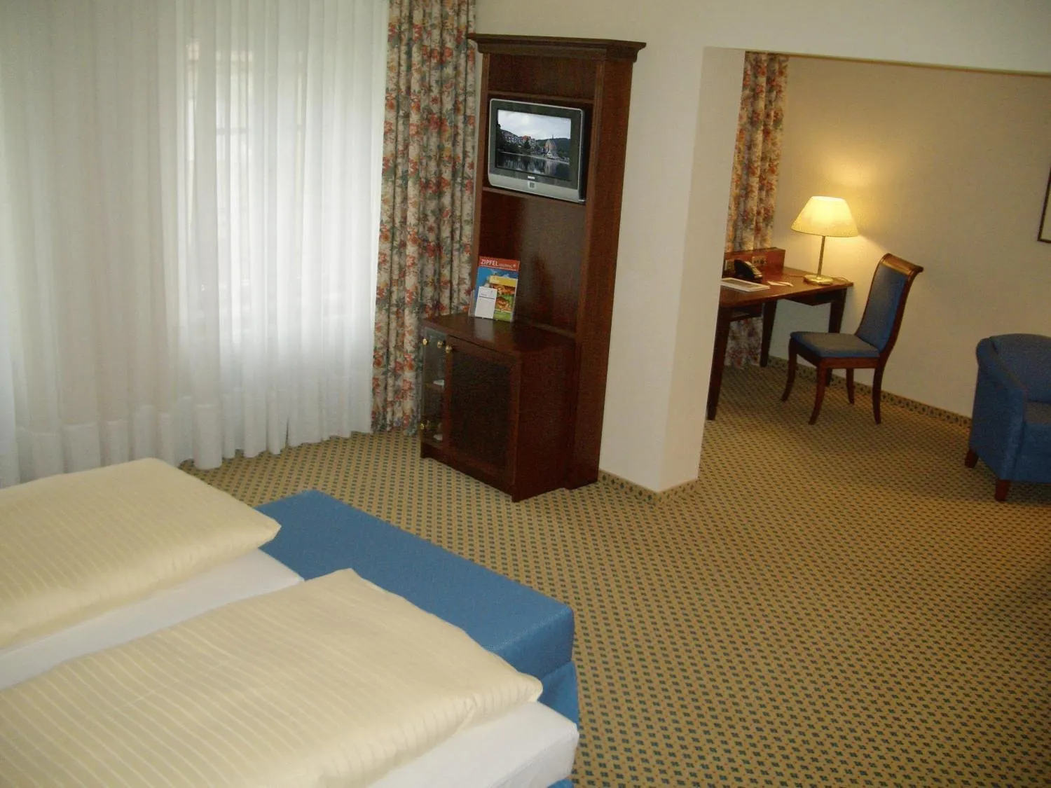 Photo of the whole room, Bed in Romantik Hotel Tuchmacher