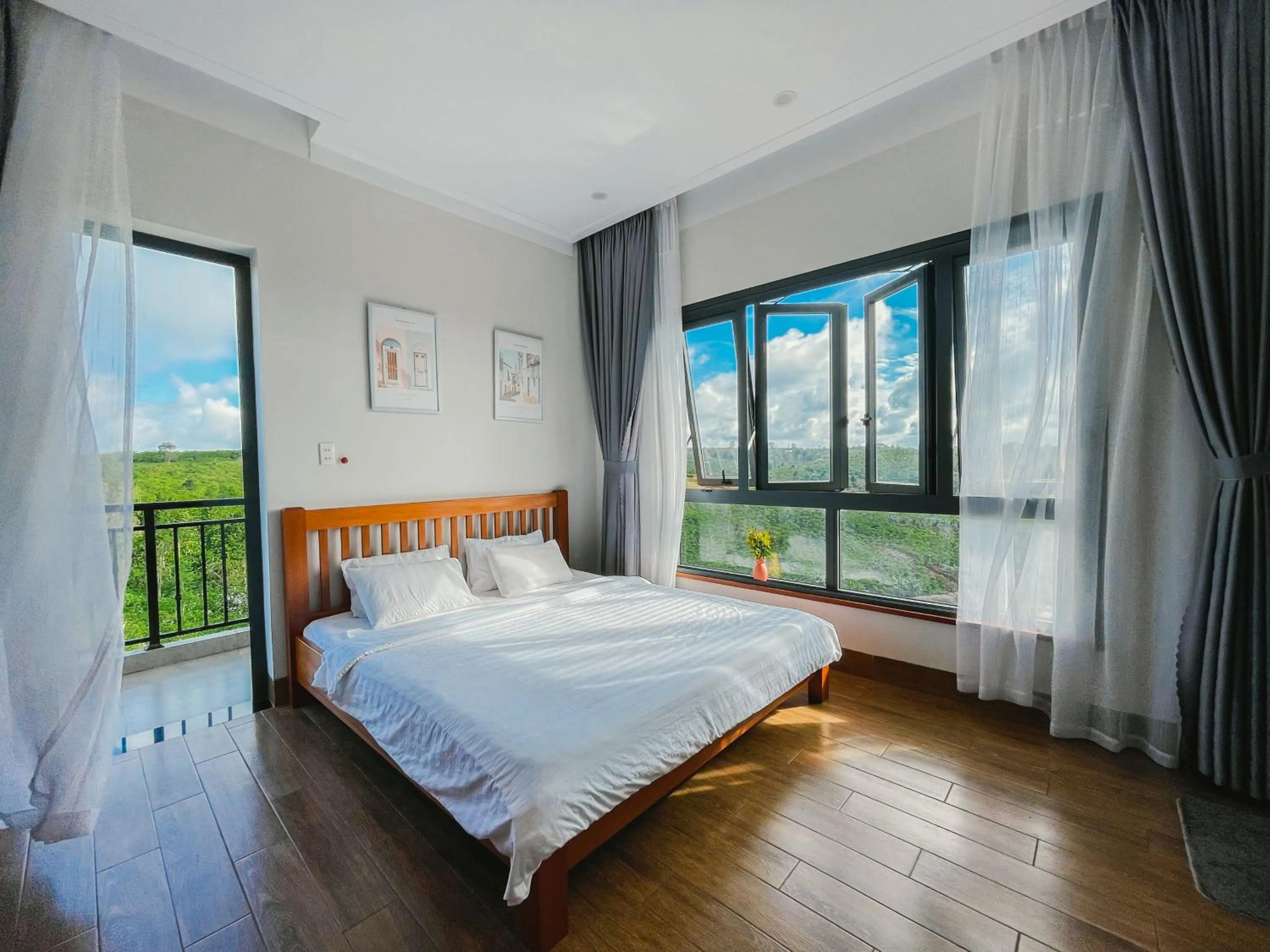 Photo of the whole room, Bed in SEN VILLA Boutique