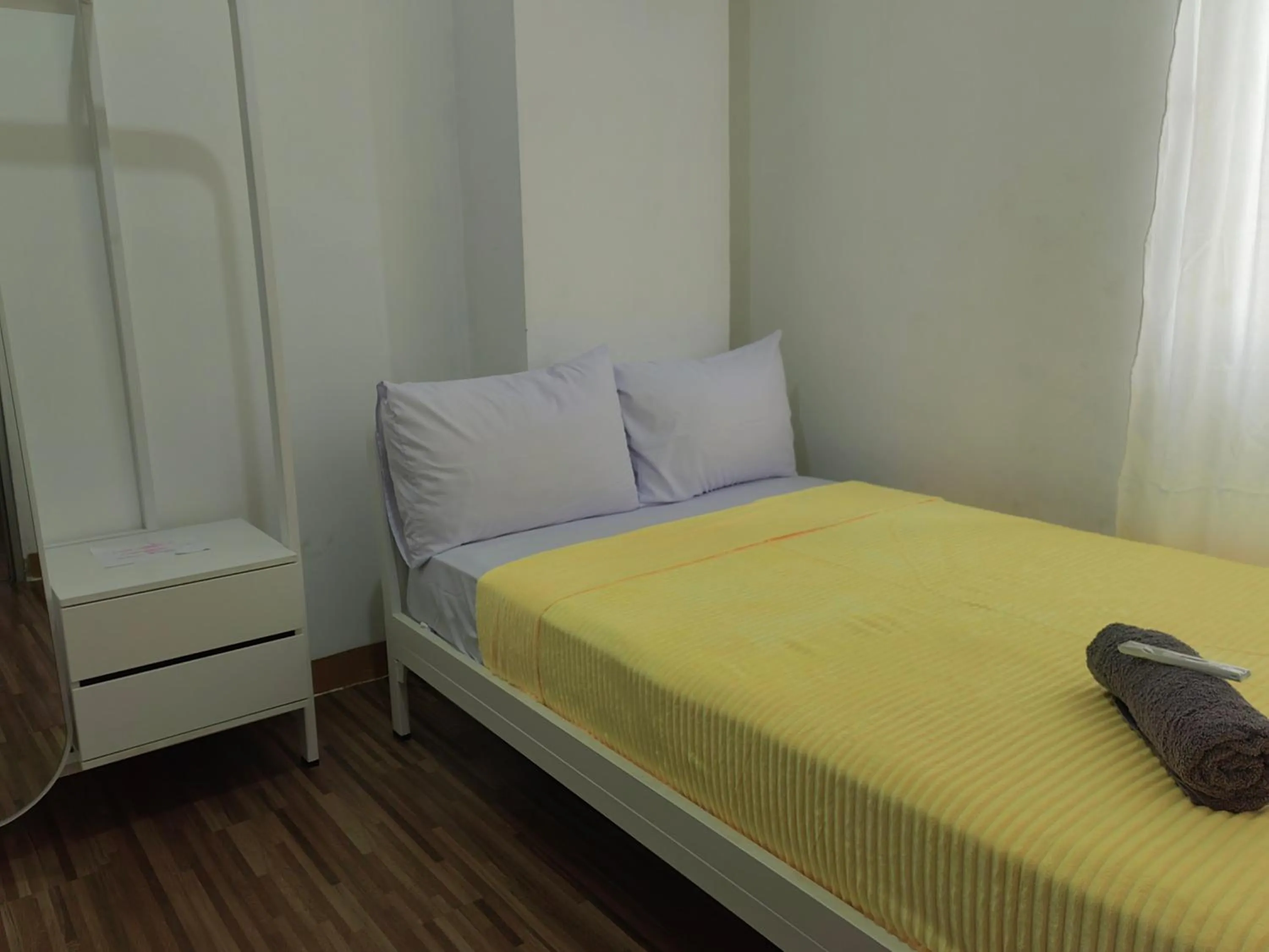 Bedroom, Bed in Cibubur Village By Arsakha Property Management