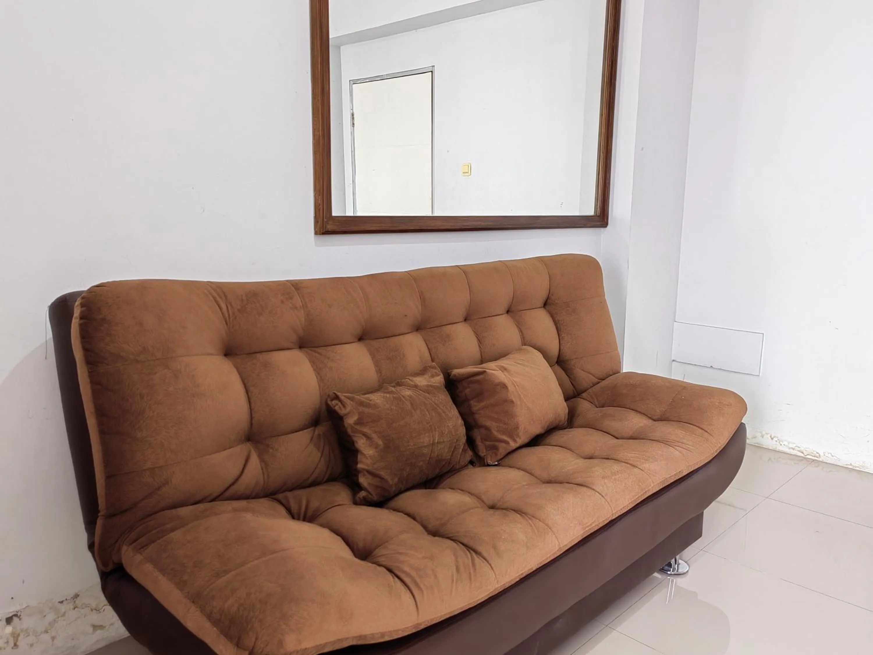 Seating area in Cibubur Village By Arsakha Property Management