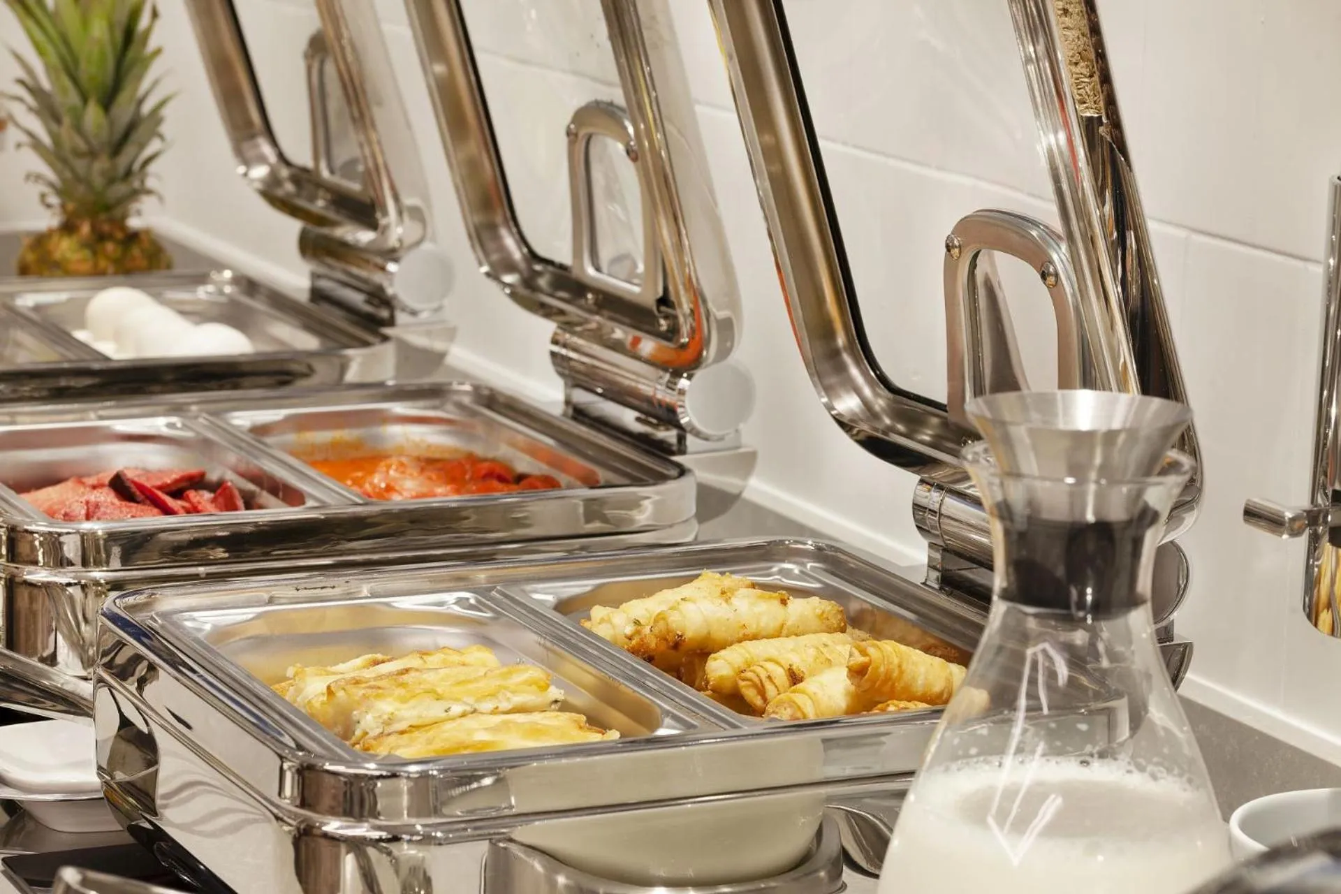 Food and drinks in GRANBELLAHOTEL