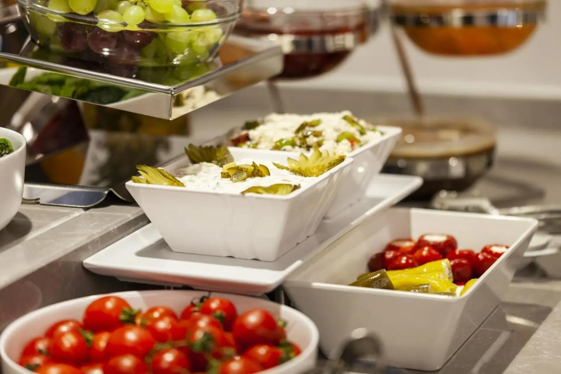 Food and drinks in GRANBELLAHOTEL Food and drinks in GRANBELLAHOTEL