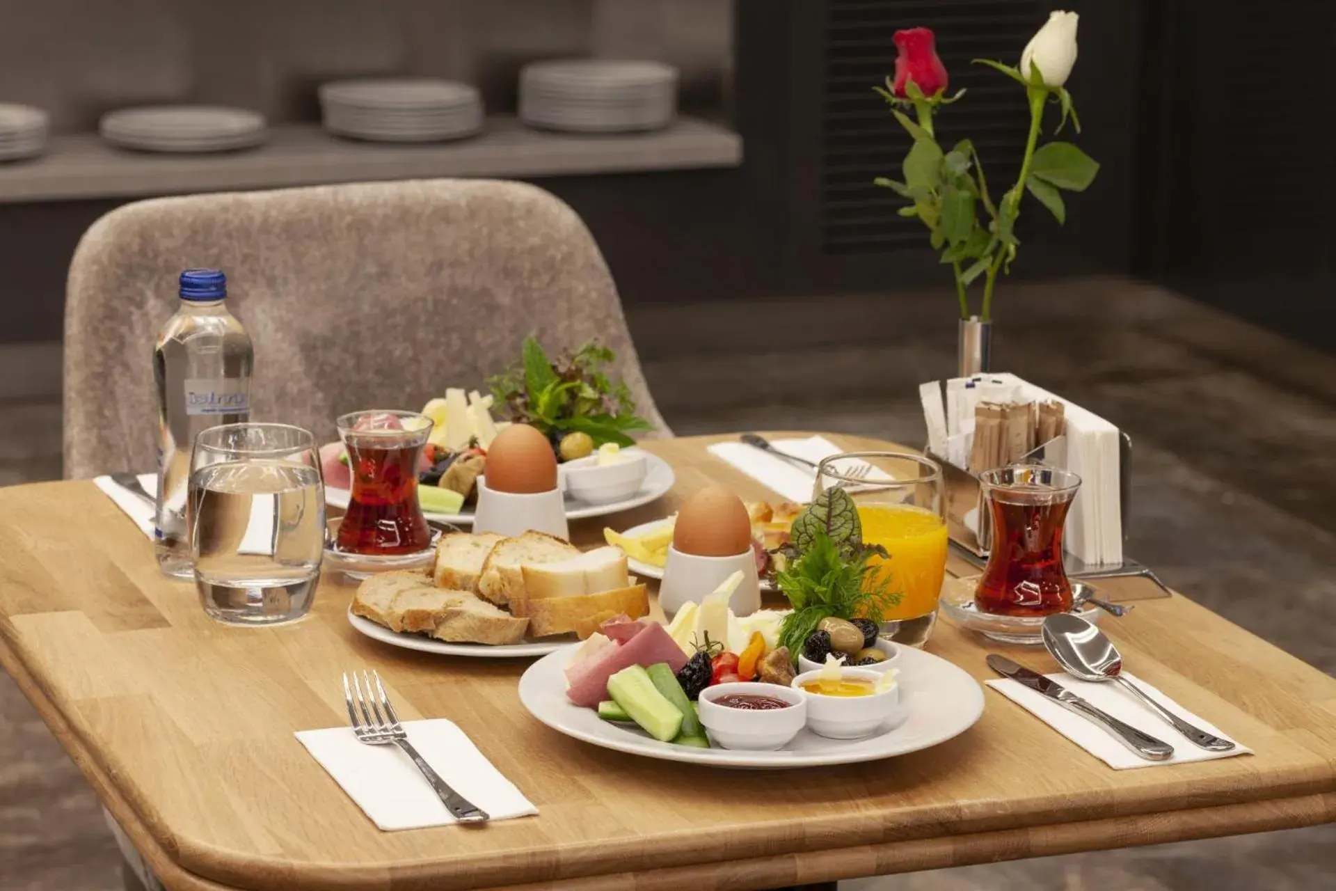 Food and drinks in GRANBELLAHOTEL Food and drinks in GRANBELLAHOTEL