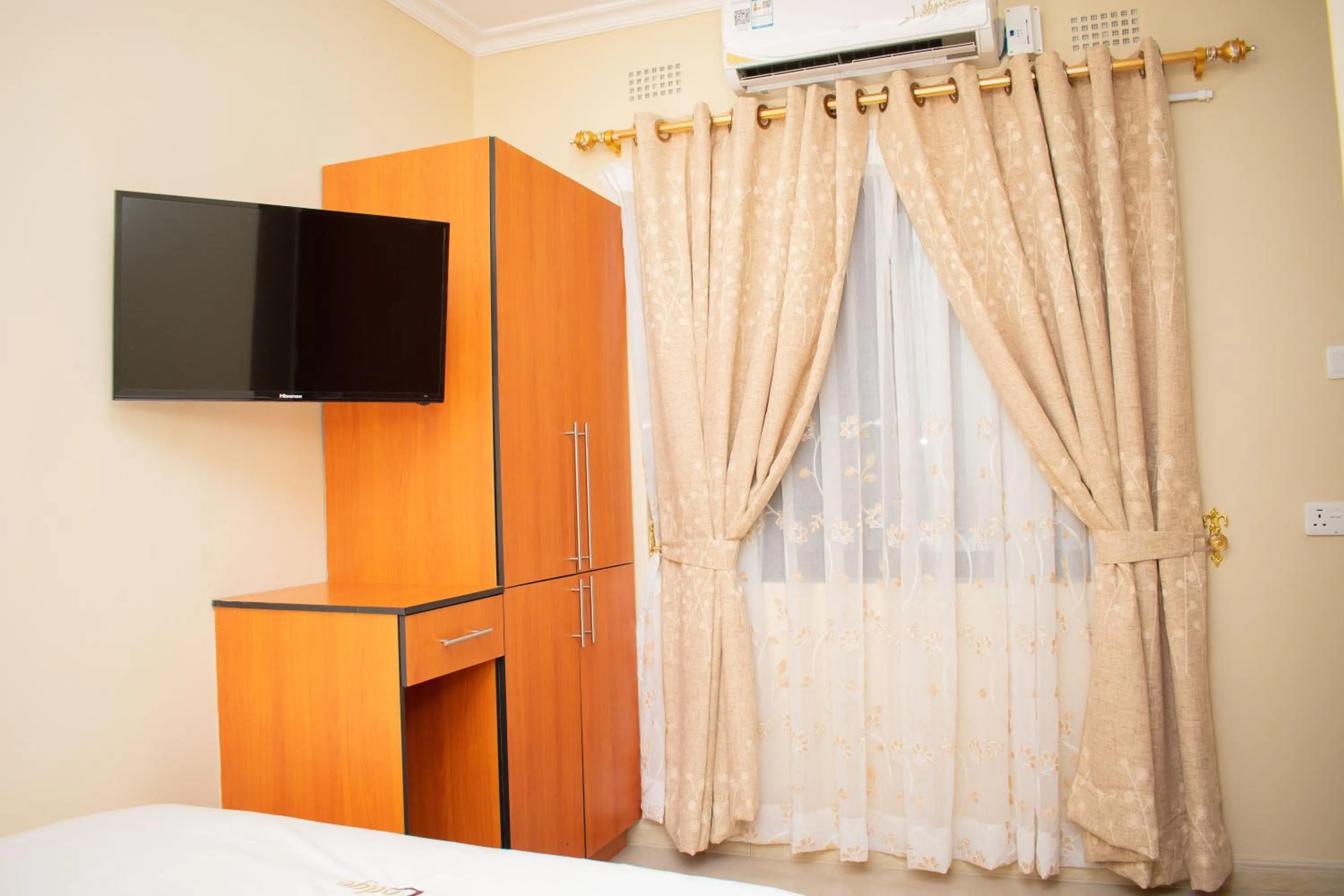 TV and multimedia, Bed in Travelodge