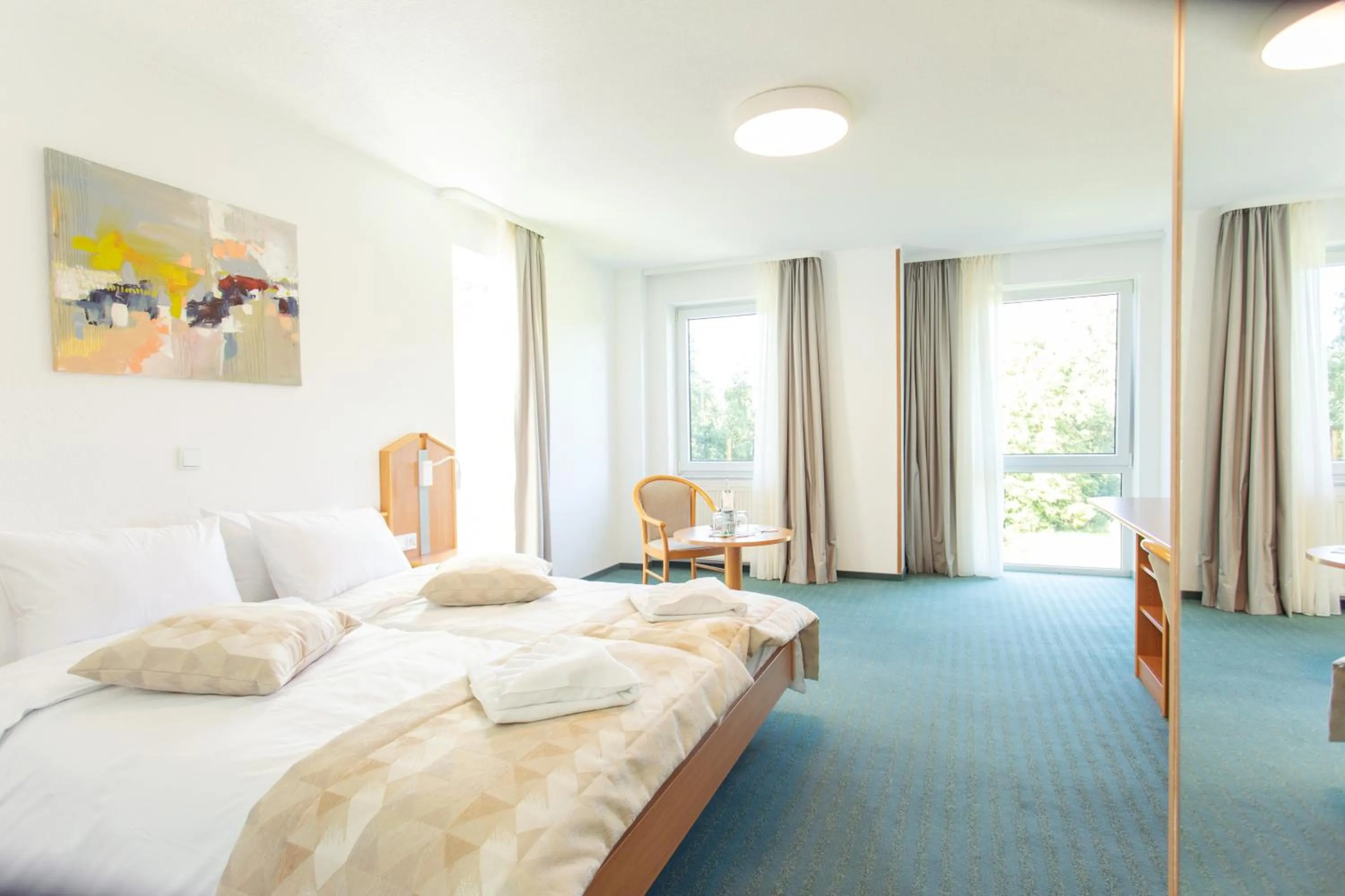 Bed in Hotel Bessunger Forst