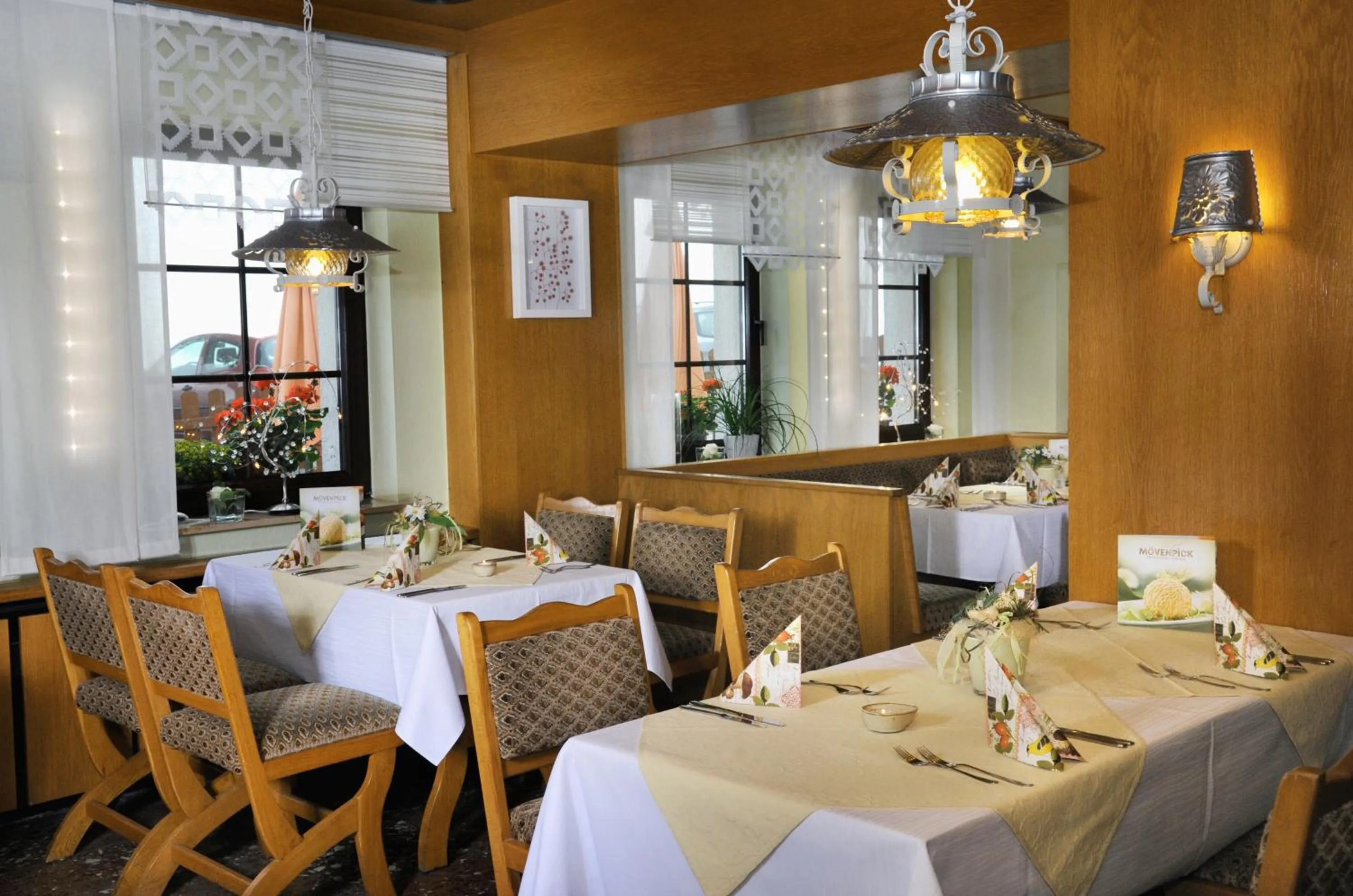 Restaurant/places to eat in Berghotel Talblick