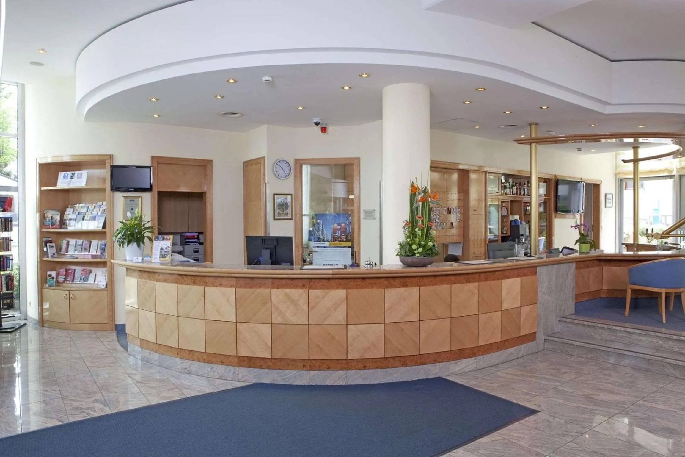 Lobby or reception in Hotel Schwanen Stuttgart Airport/Messe