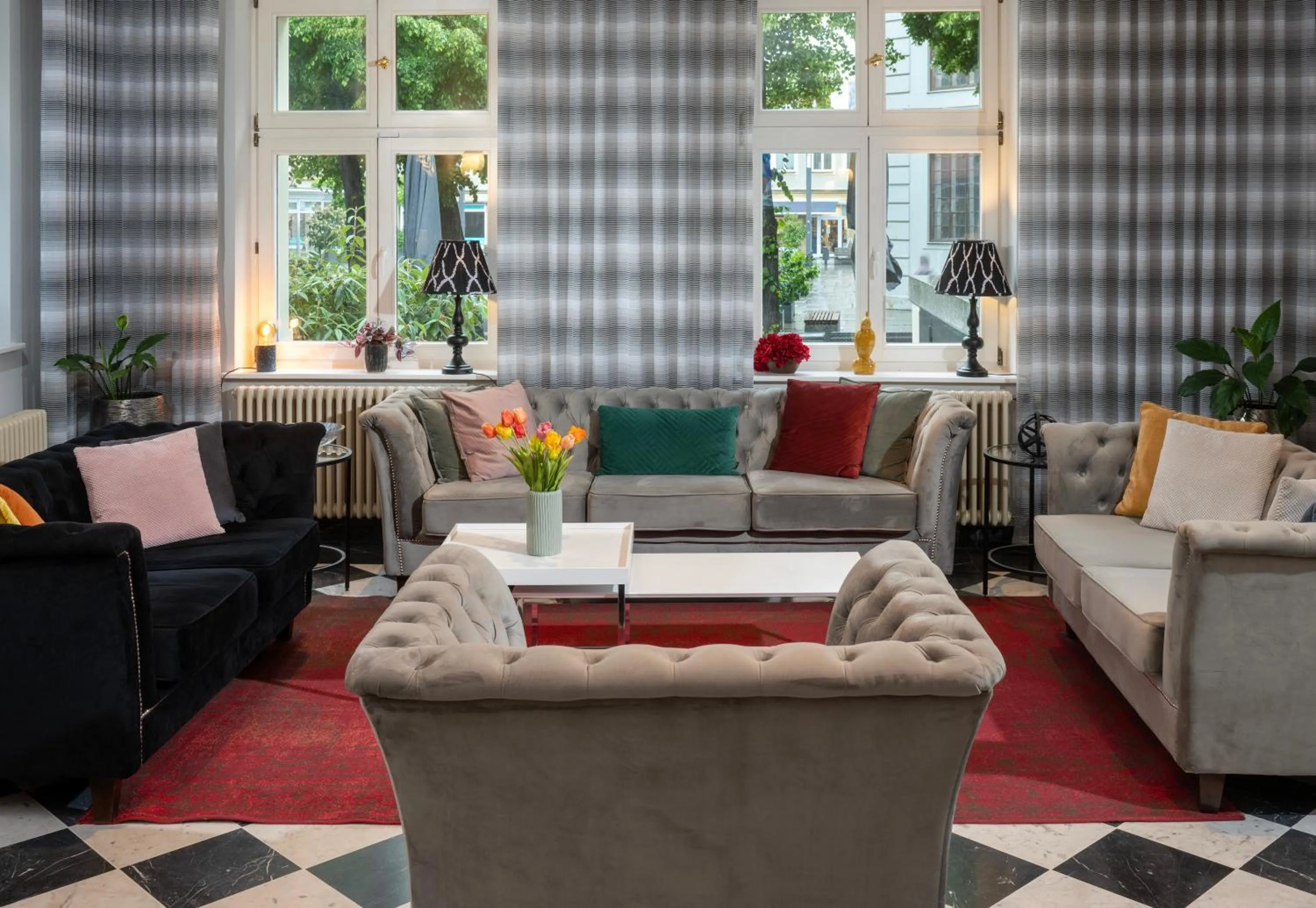 Lobby or reception in SORAT Hotel Cottbus