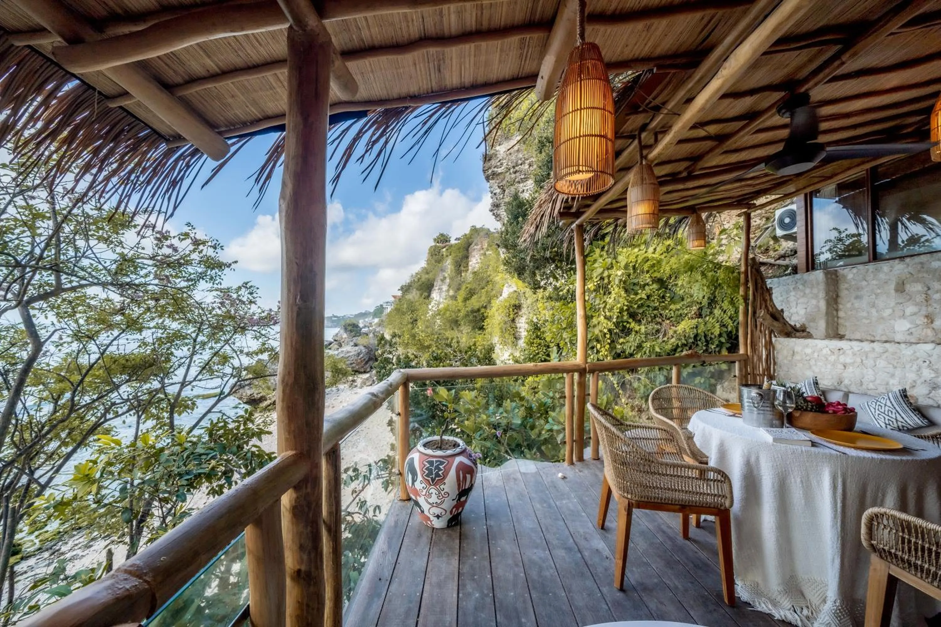 Balcony/Terrace in The Korowai