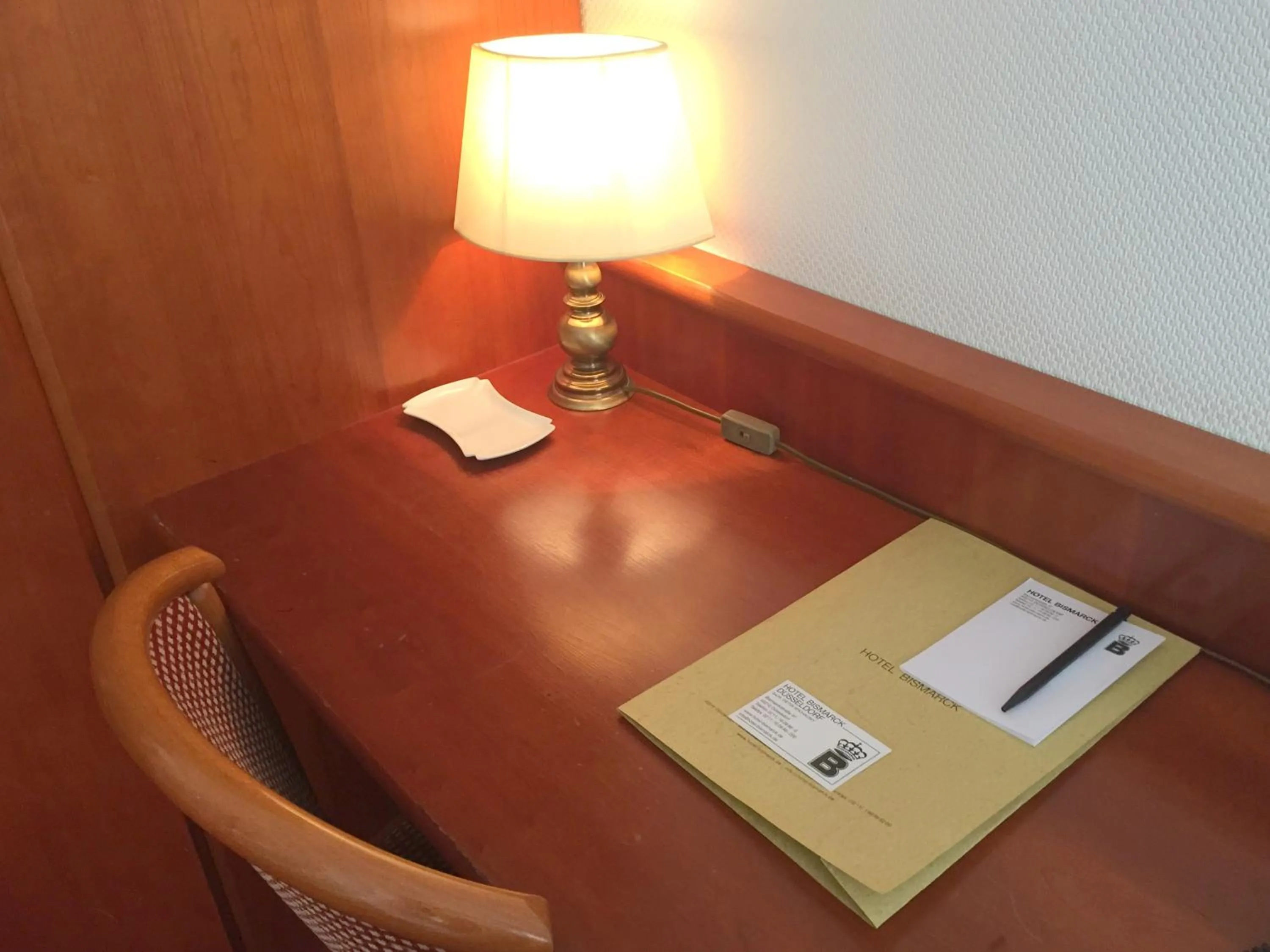 Seating area in Hotel Bismarck