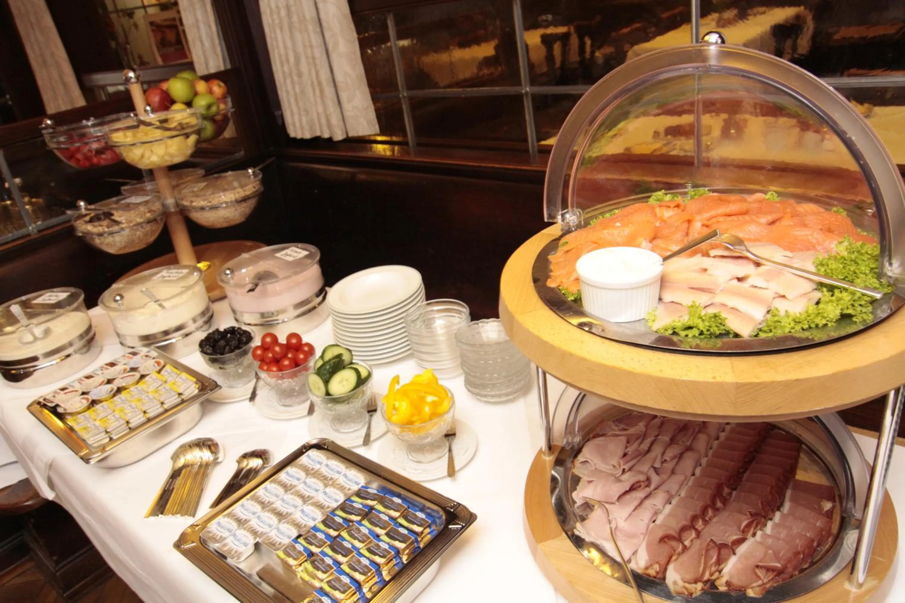 Buffet breakfast in Boutiquehotel Oberkirch im Zentrum