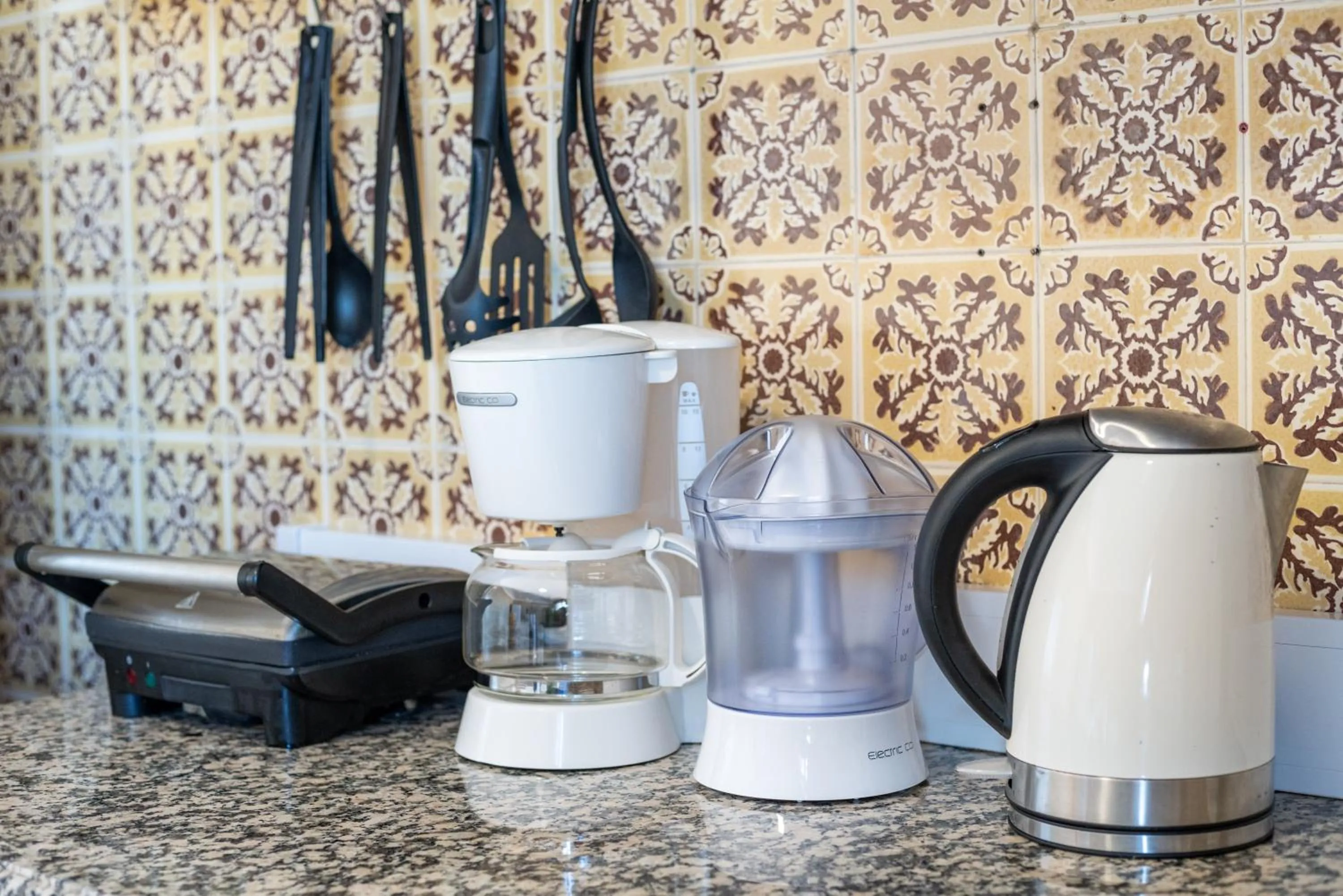 Coffee/tea facilities in Sea View Fairy Tale