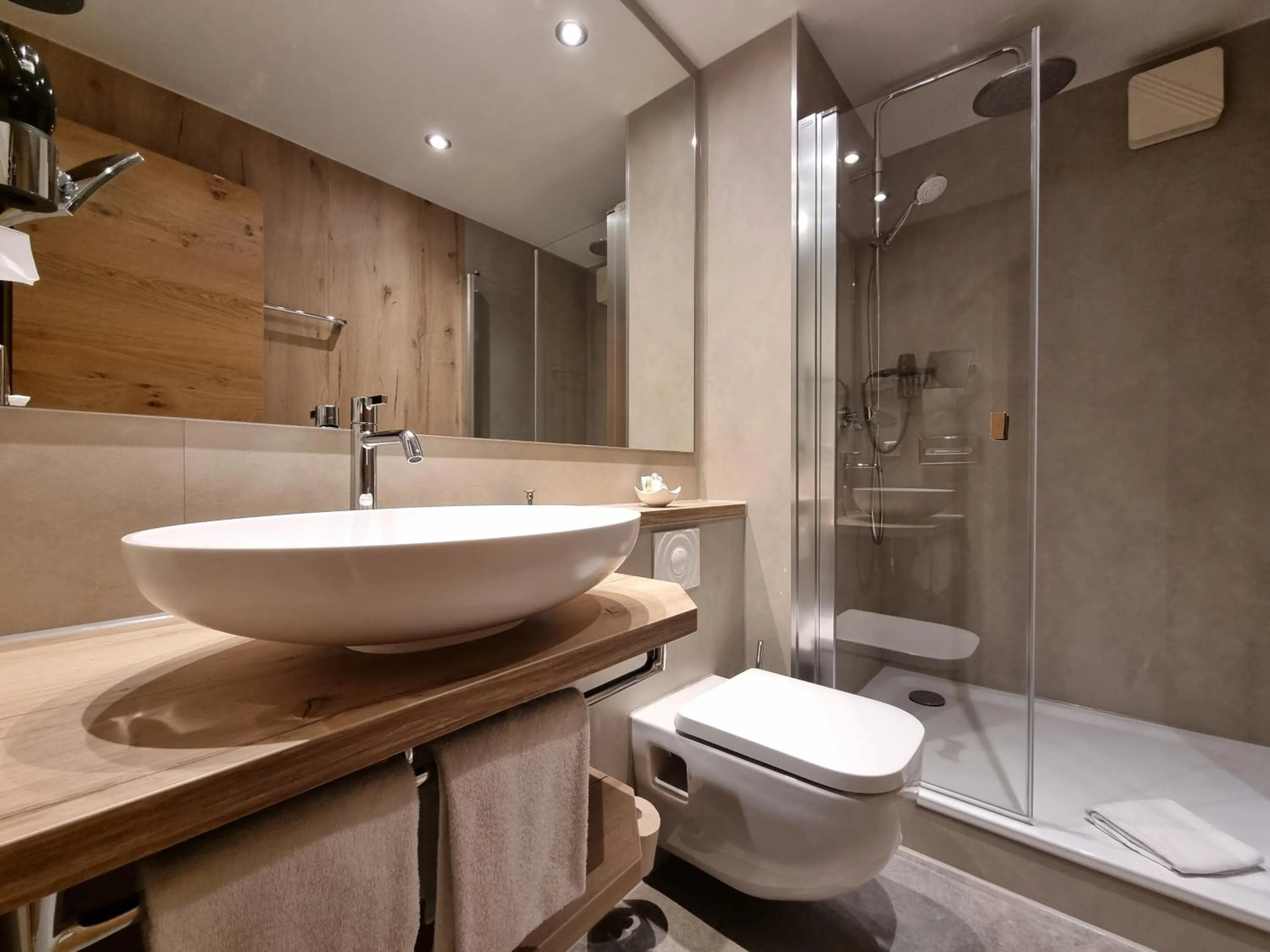 Bathroom in Das Waldhotel - Genuss & Wellness am Notschreipass