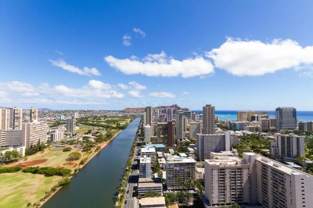 2 Bedroom Penthouse w/Ocean Views