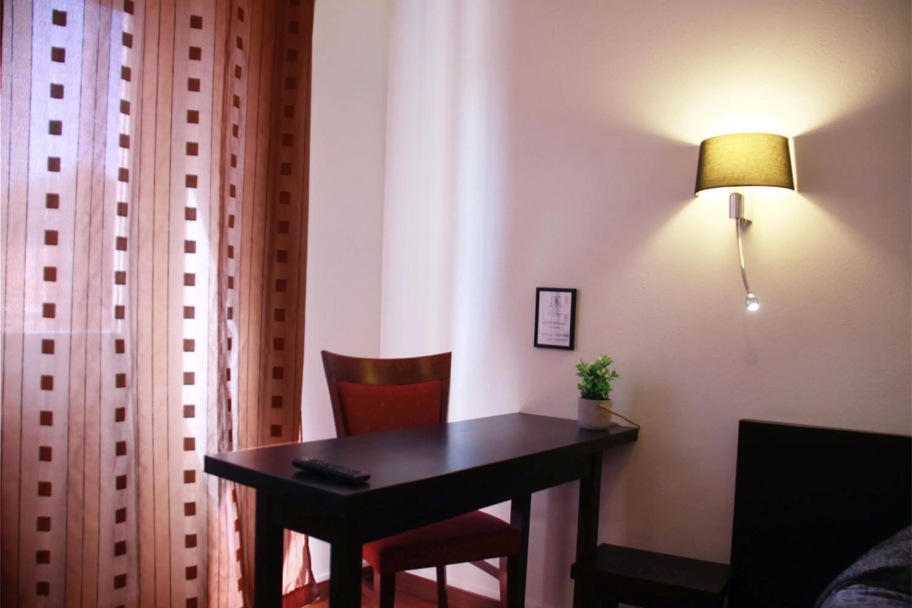 L'EMBLEME - BOUTIQUE HOTEL