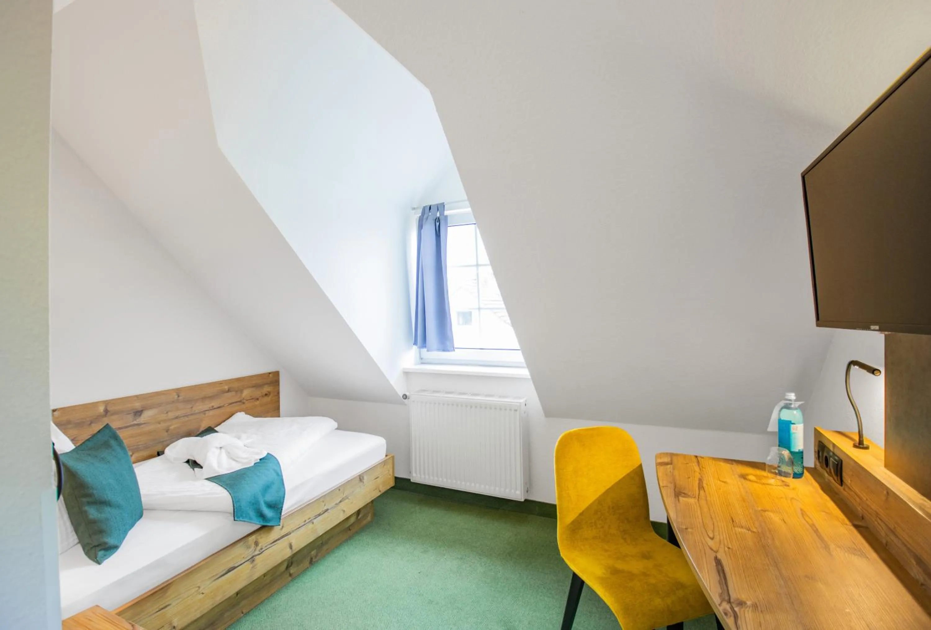 Photo of the whole room, Bed in Ferien Hotel Spreewald