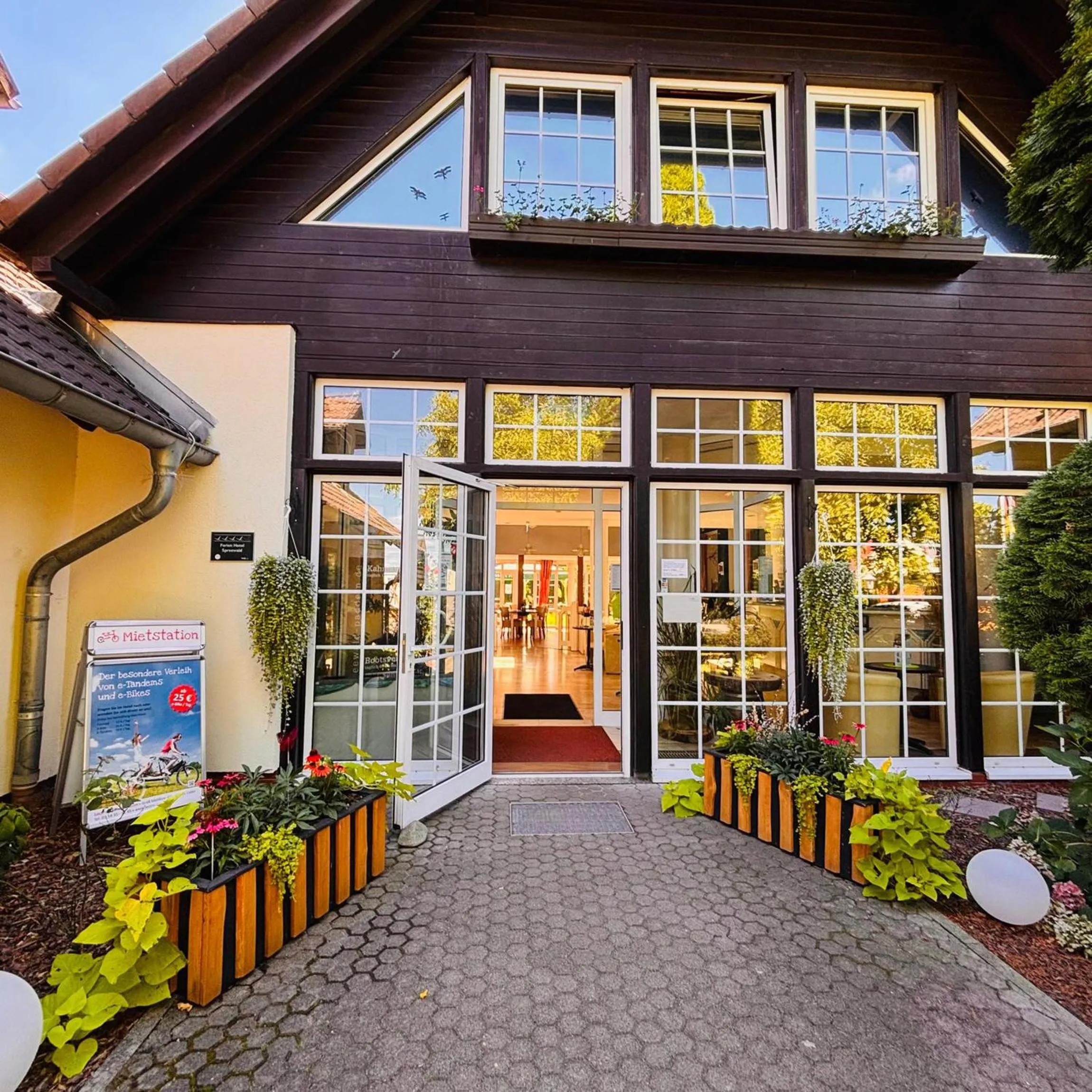 Property building in Ferien Hotel Spreewald