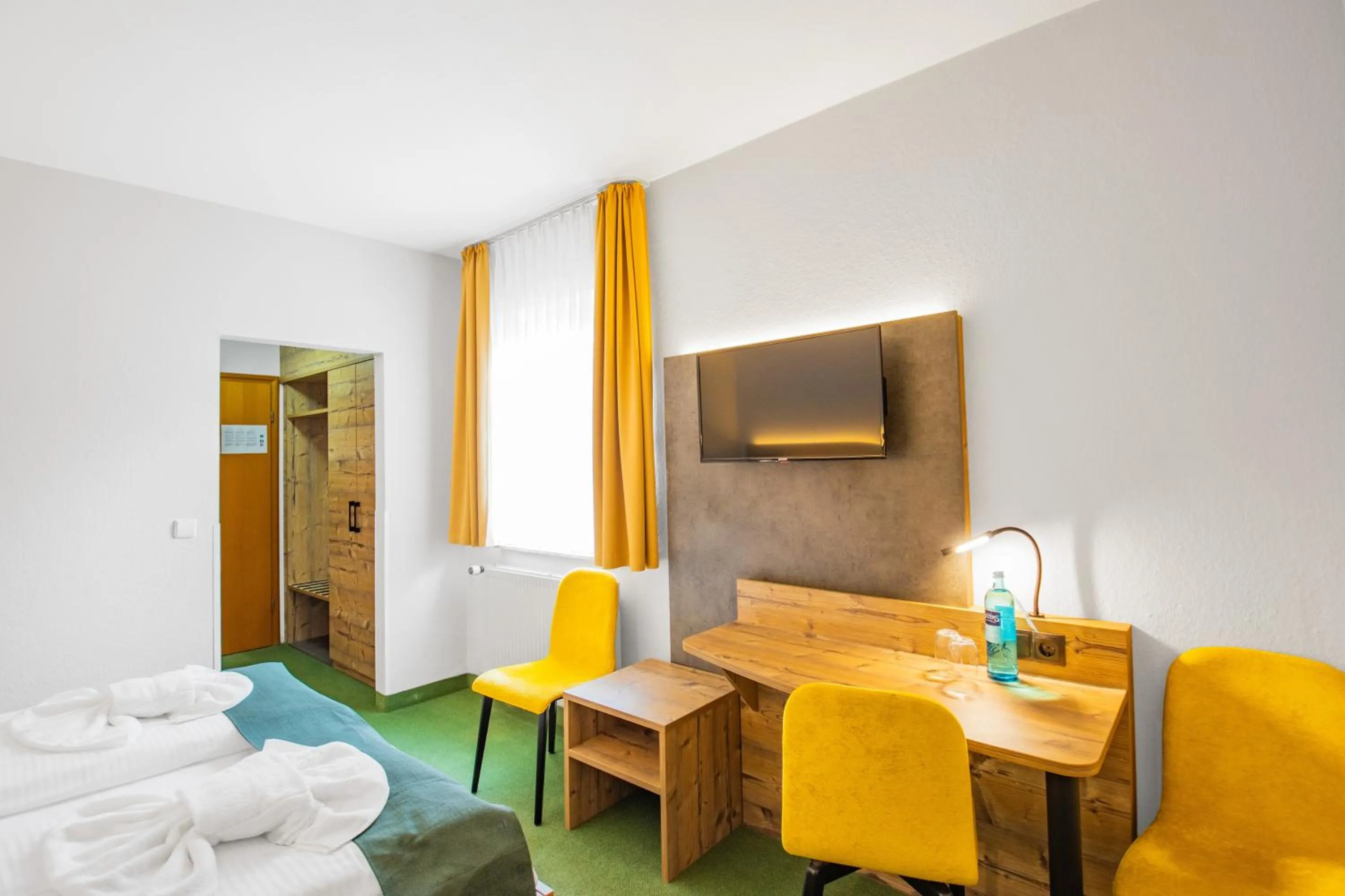 Photo of the whole room, Bed in Ferien Hotel Spreewald