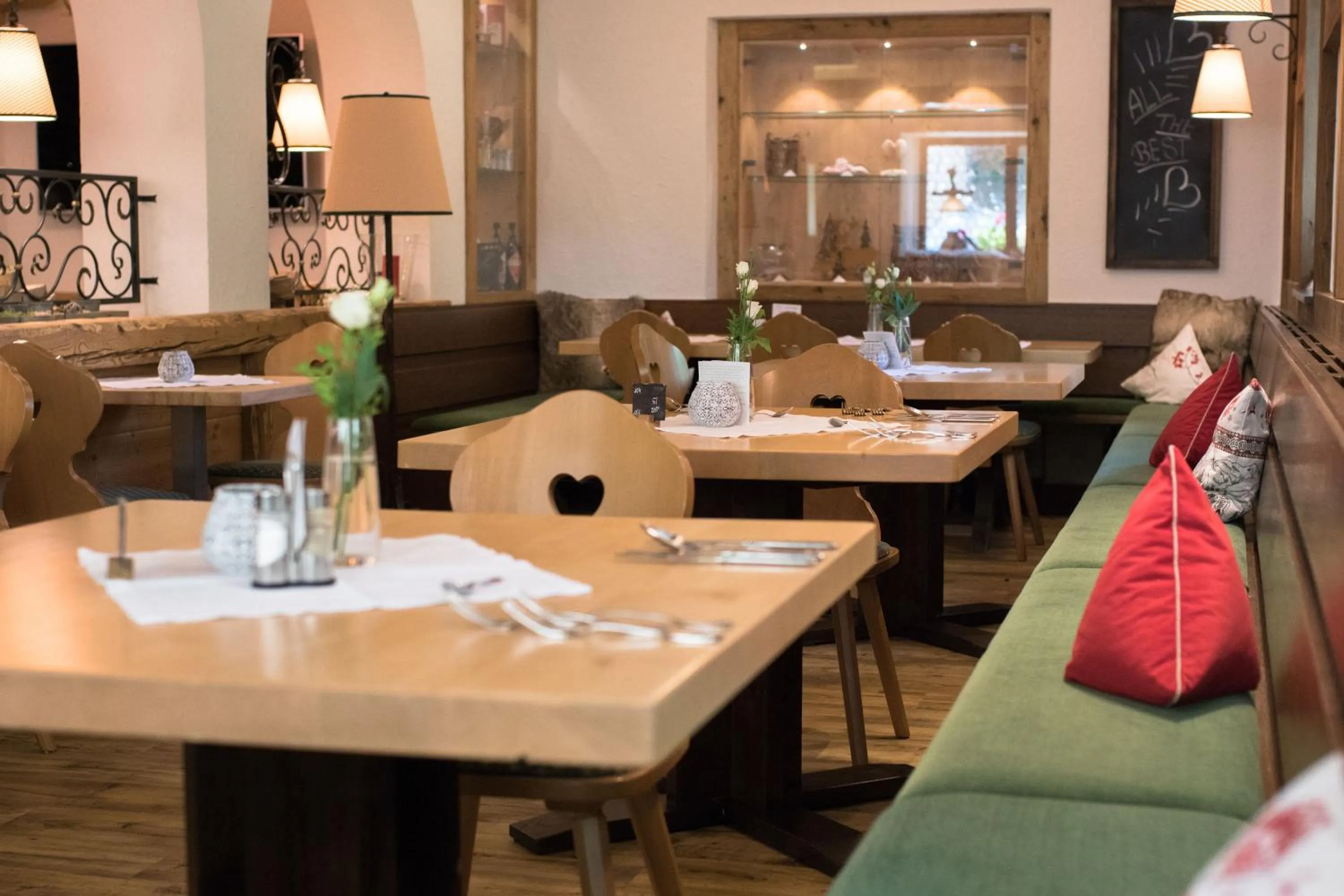 Restaurant/places to eat in Grüner Baum Naturparkhotel & Schwarzwald-Restaurant