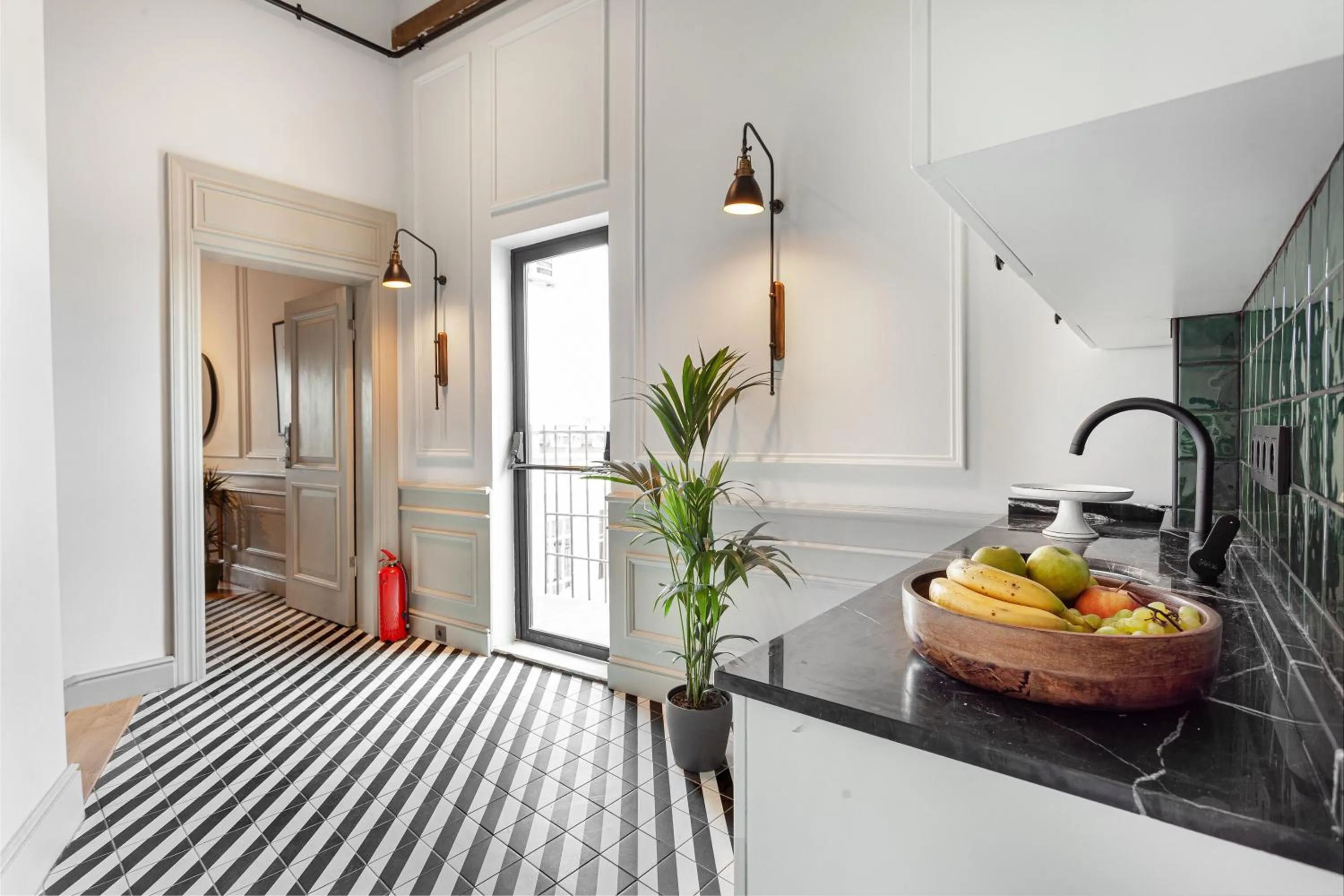 Kitchen or kitchenette in World House Boutique Hotel Galata