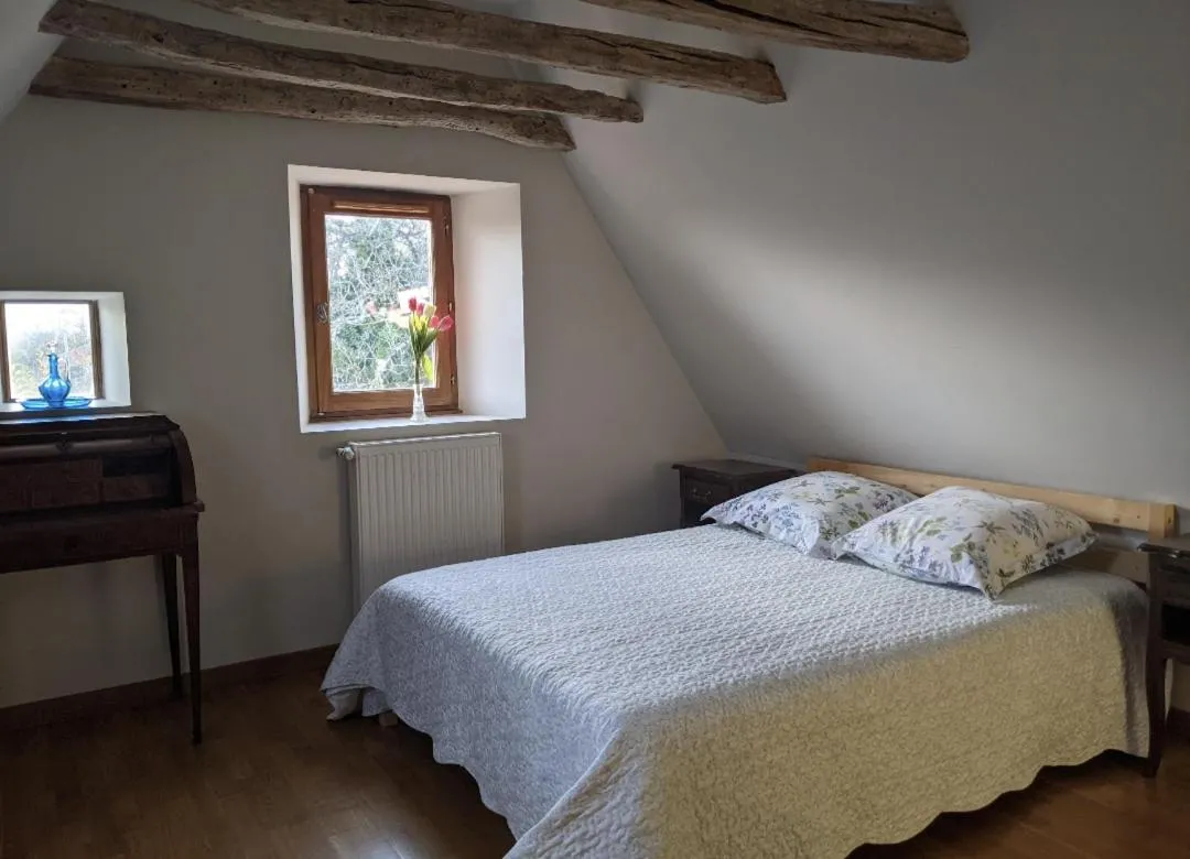 Bed in LE PARDÈS BnB