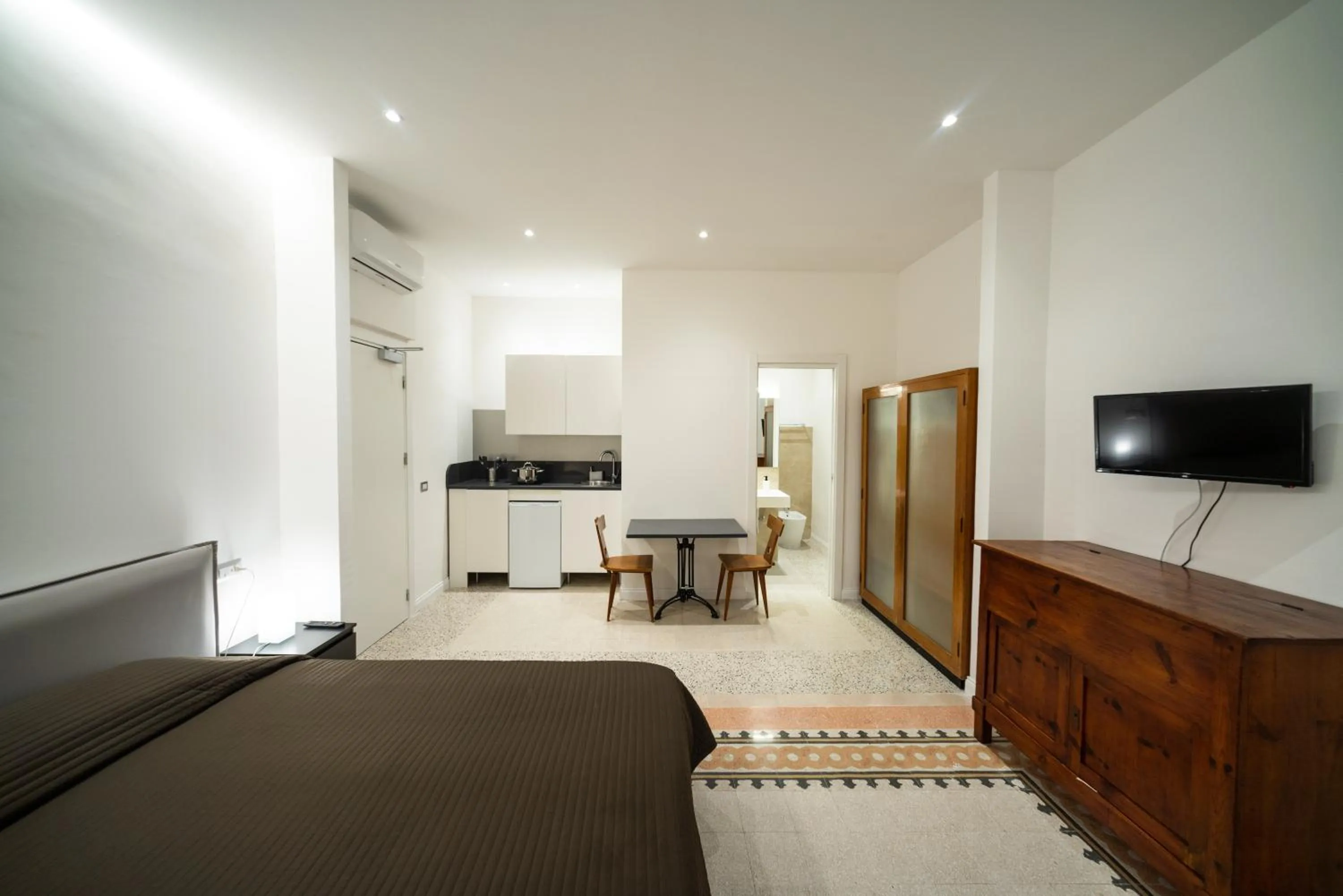 TV and multimedia, Bed in Residence Sferisterio