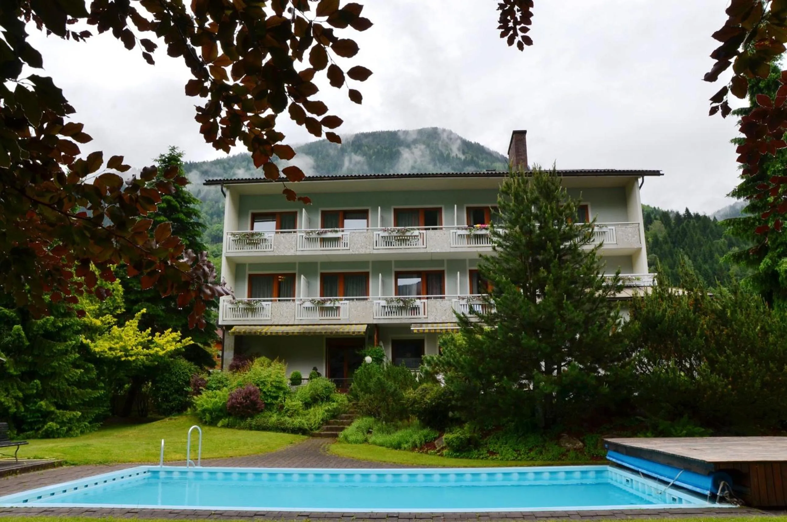 Communal lounge/ TV room in Klamberghof Burgstaller