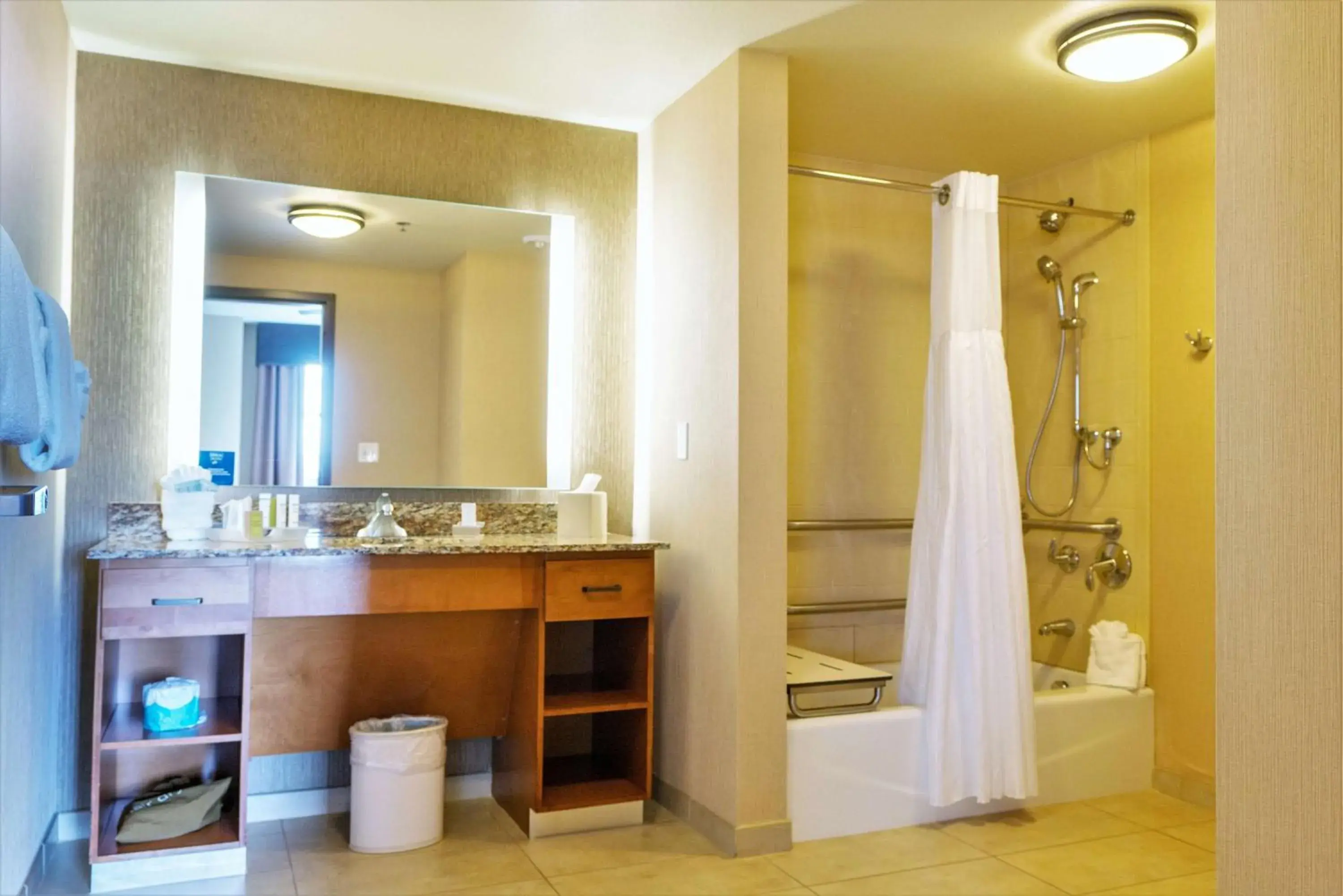 Bathroom in Homewood Suites by Hilton, Durango Bathroom in Homewood Suites by Hilton, Durango