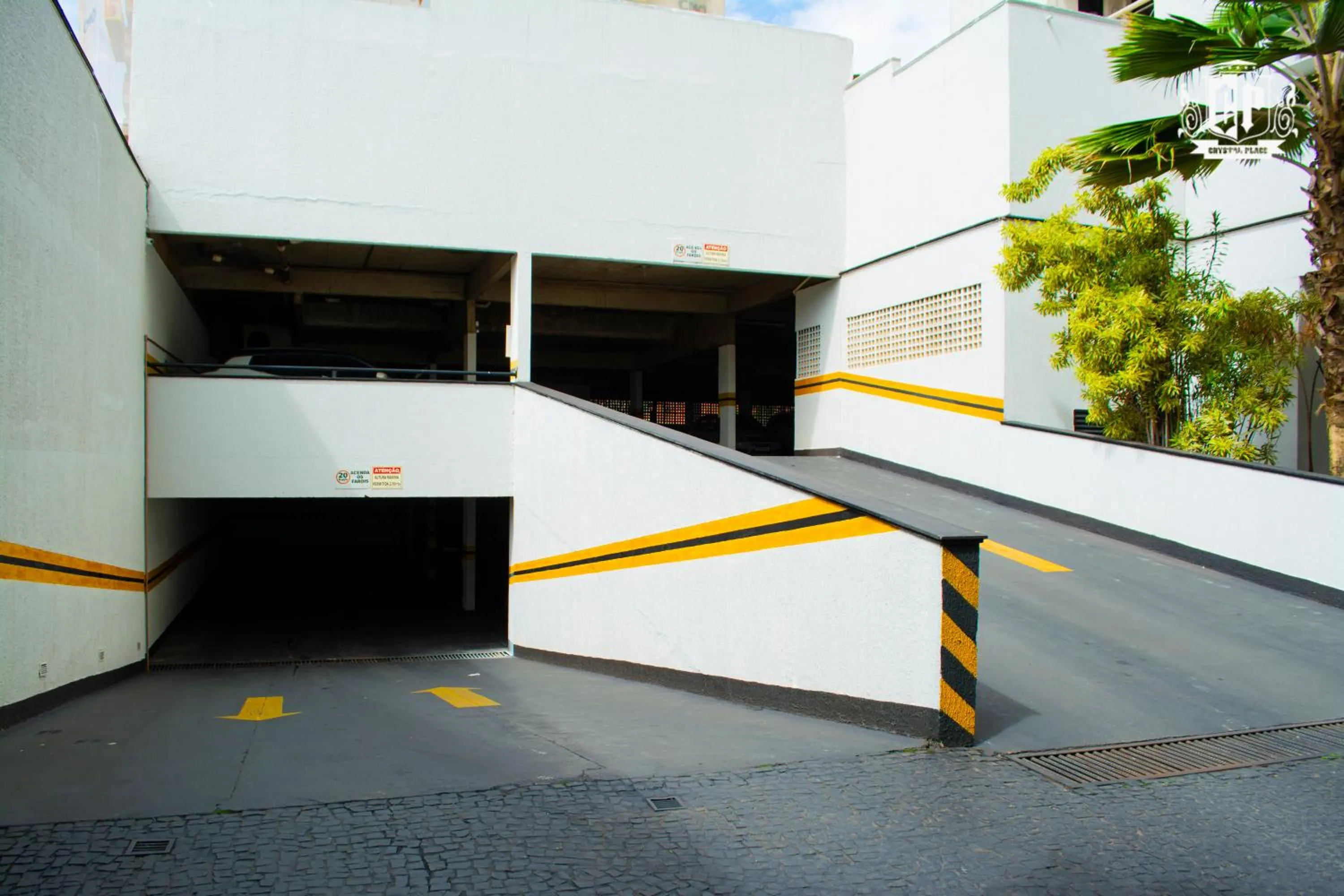 Edificio Crystal Place Ap1405