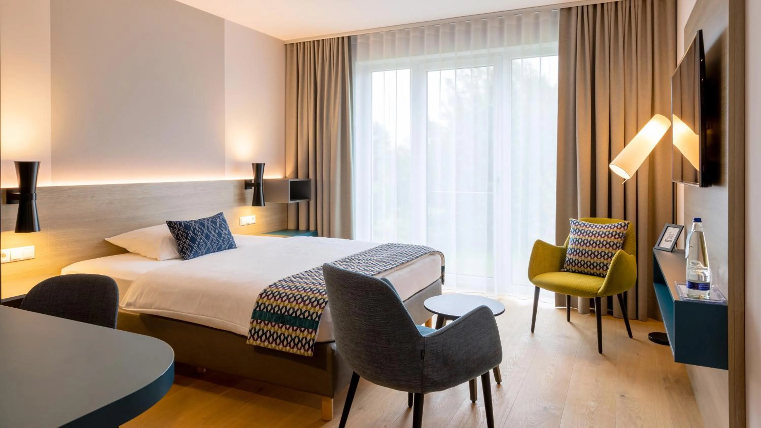 Bedroom, Bed in Parkhotel Maximilian Ottobeuren