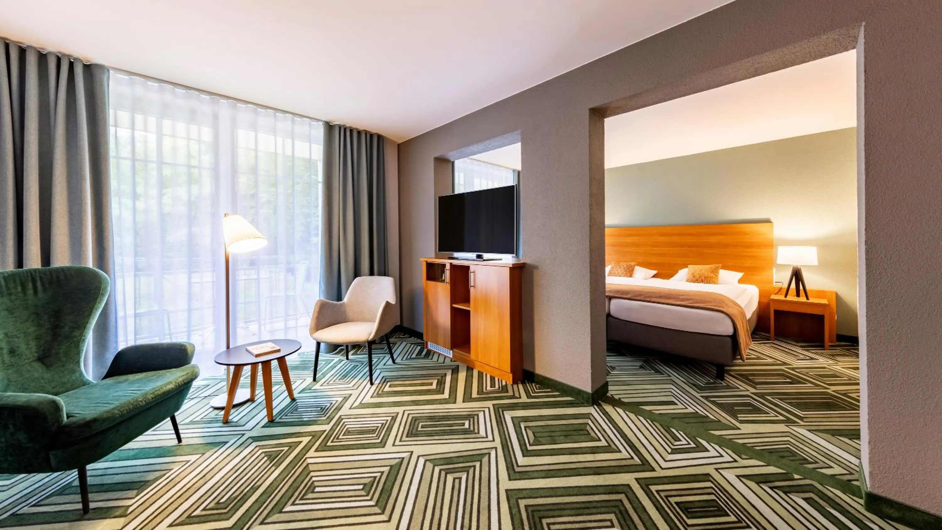 Living room, Bed in Best Western Plus Parkhotel Maximilian Ottobeuren