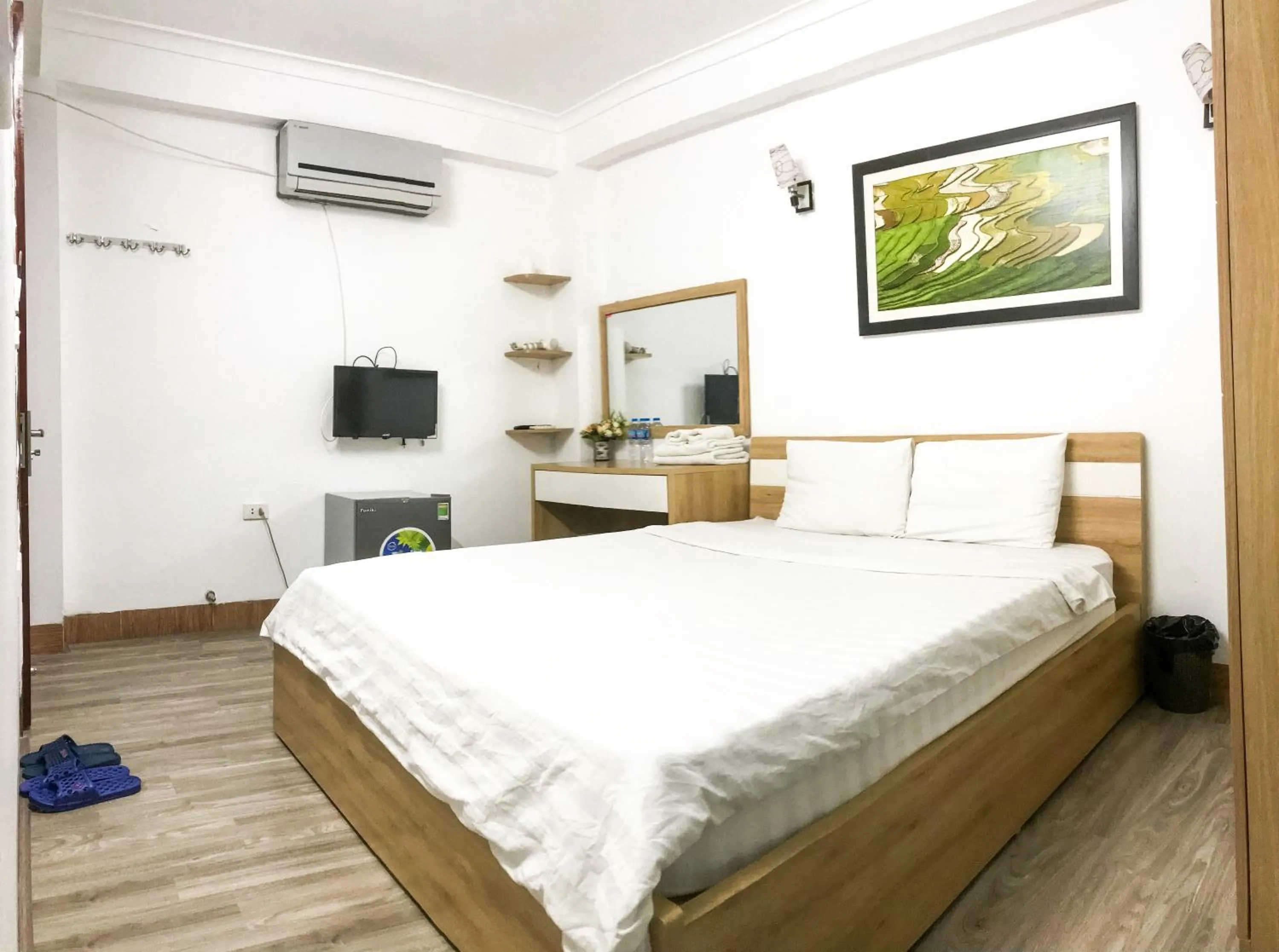 Bedroom, Bed in The Autumn Homestel