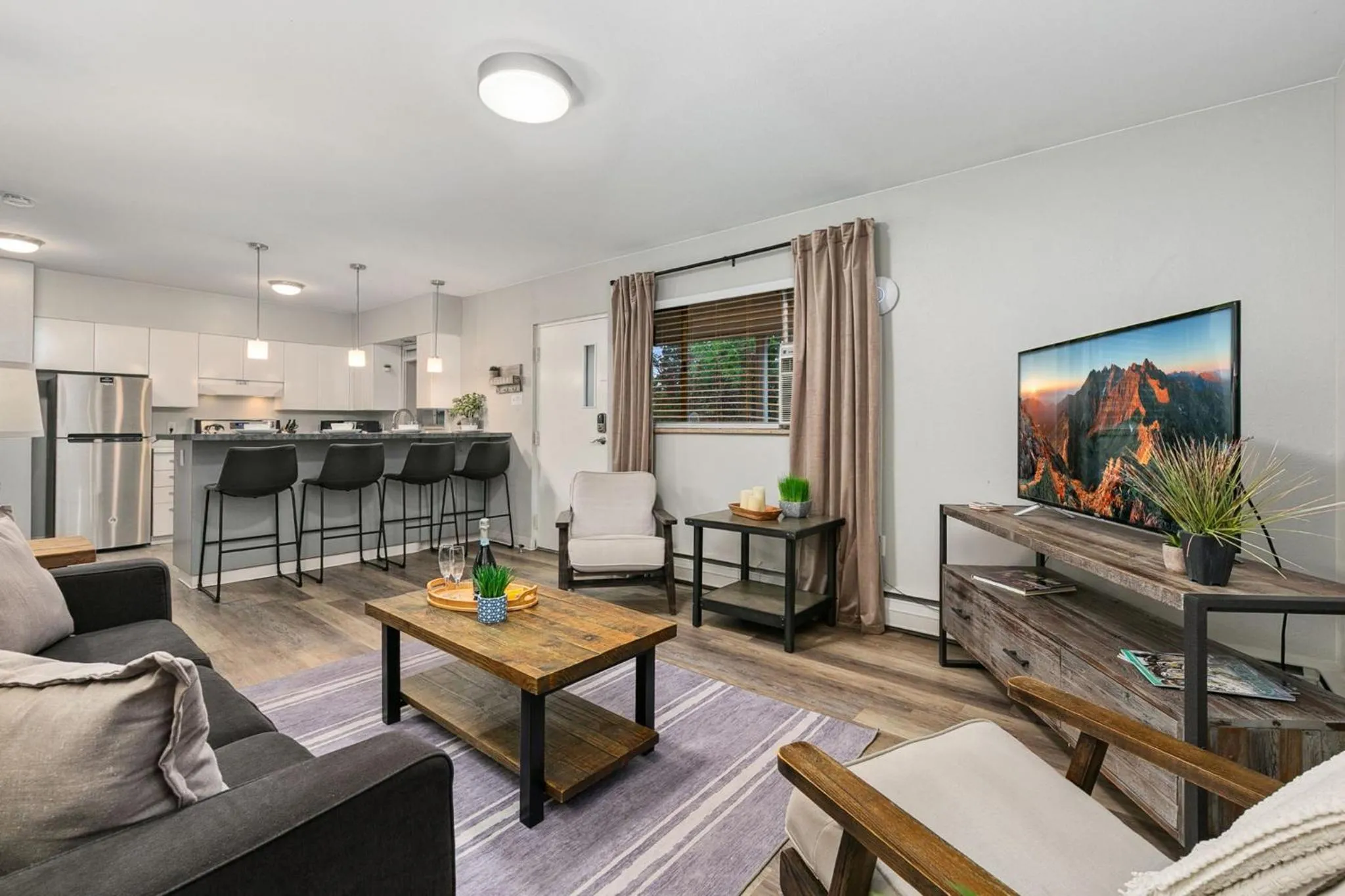 Breathtaking Condo in the Heart of Old Town