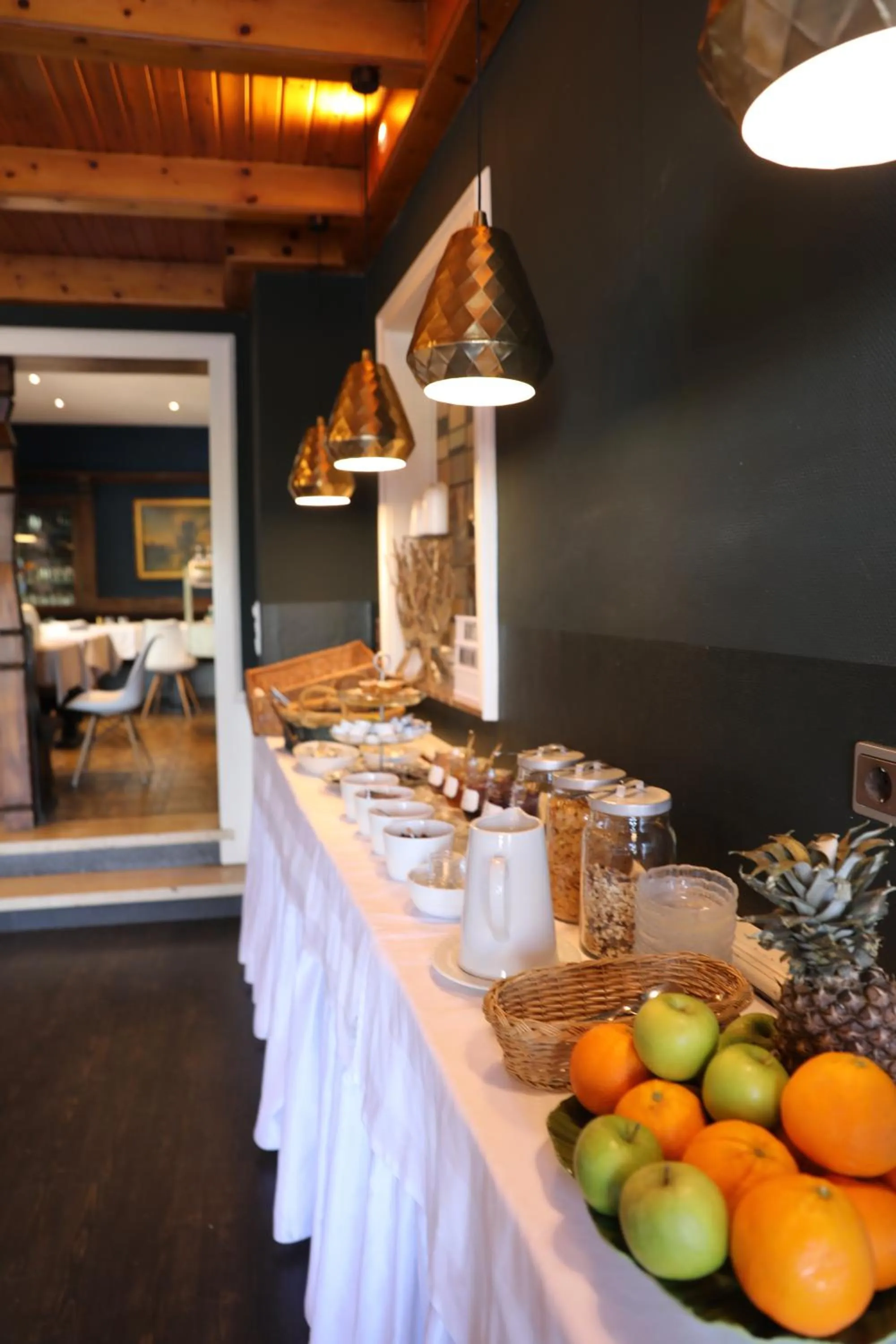 Food and drinks in Hotel Weinlaube