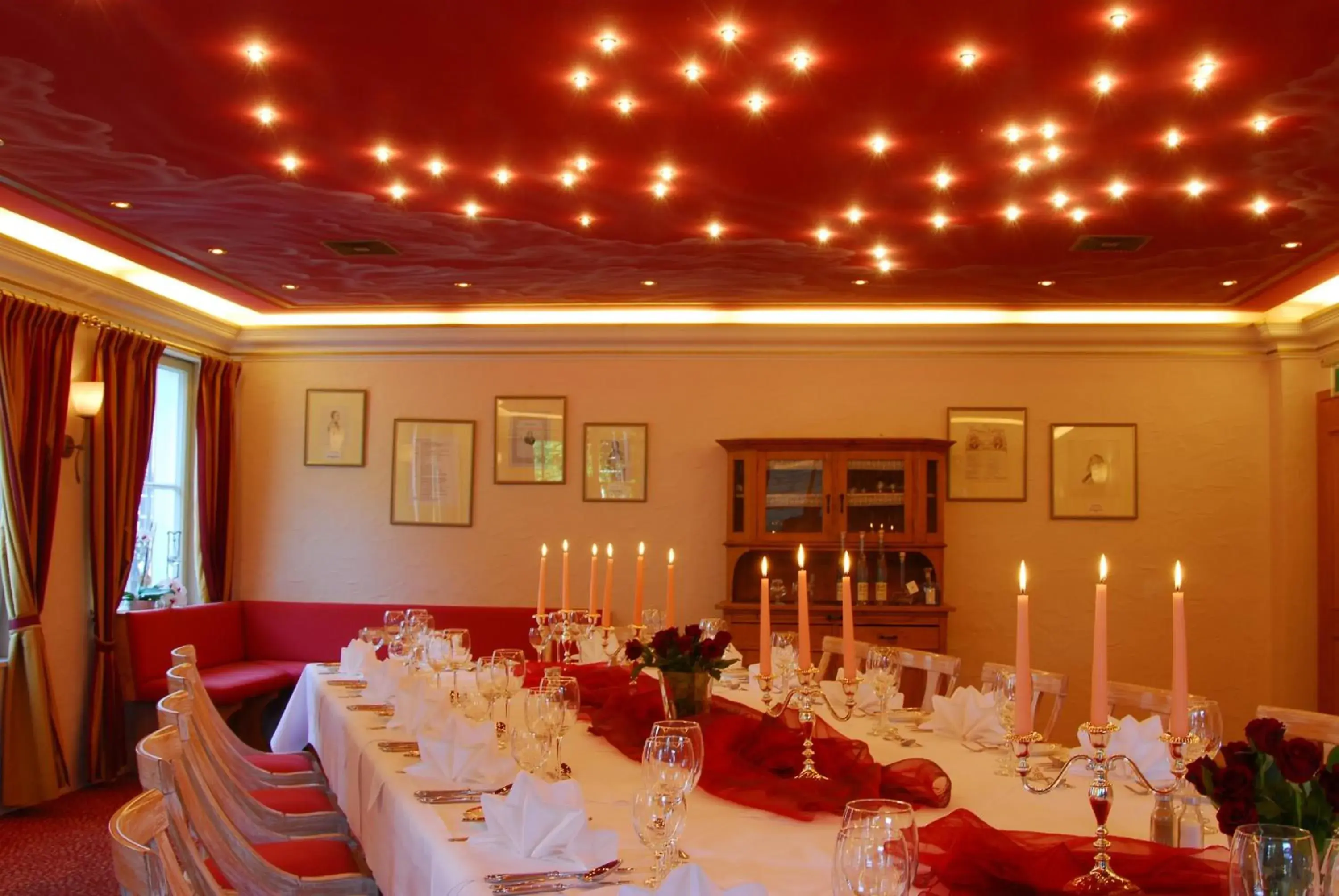 Restaurant/places to eat in Hotel Goldener Knopf Restaurant/places to eat in Hotel Goldener Knopf