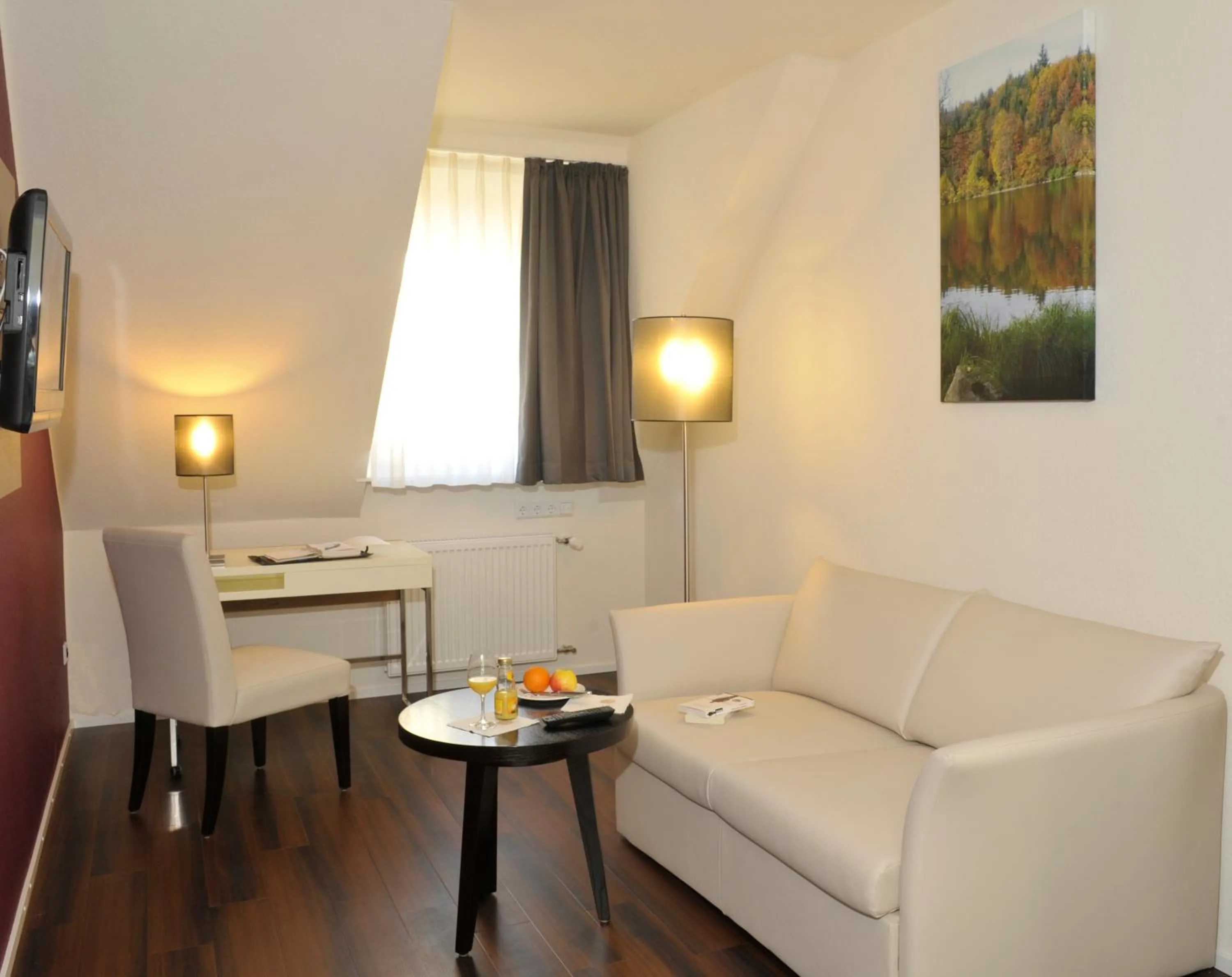 Photo of the whole room in Hotel Goldener Knopf