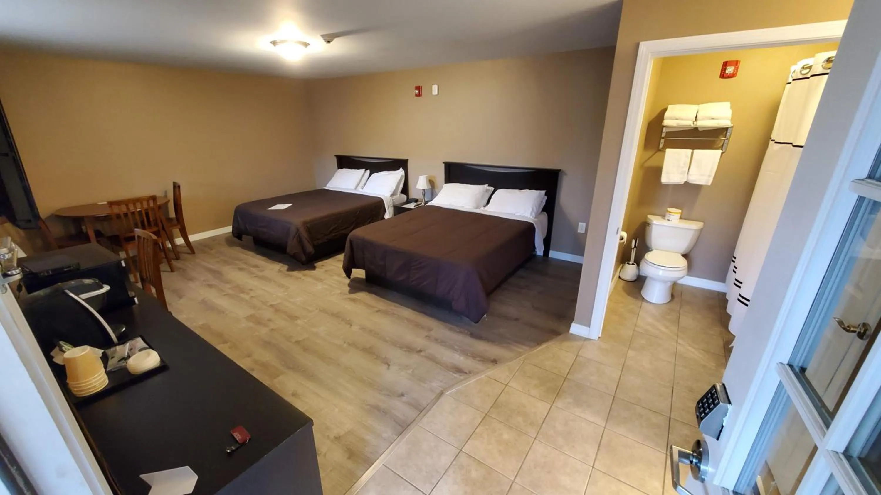 Bed in Abbot Trailside Lodging