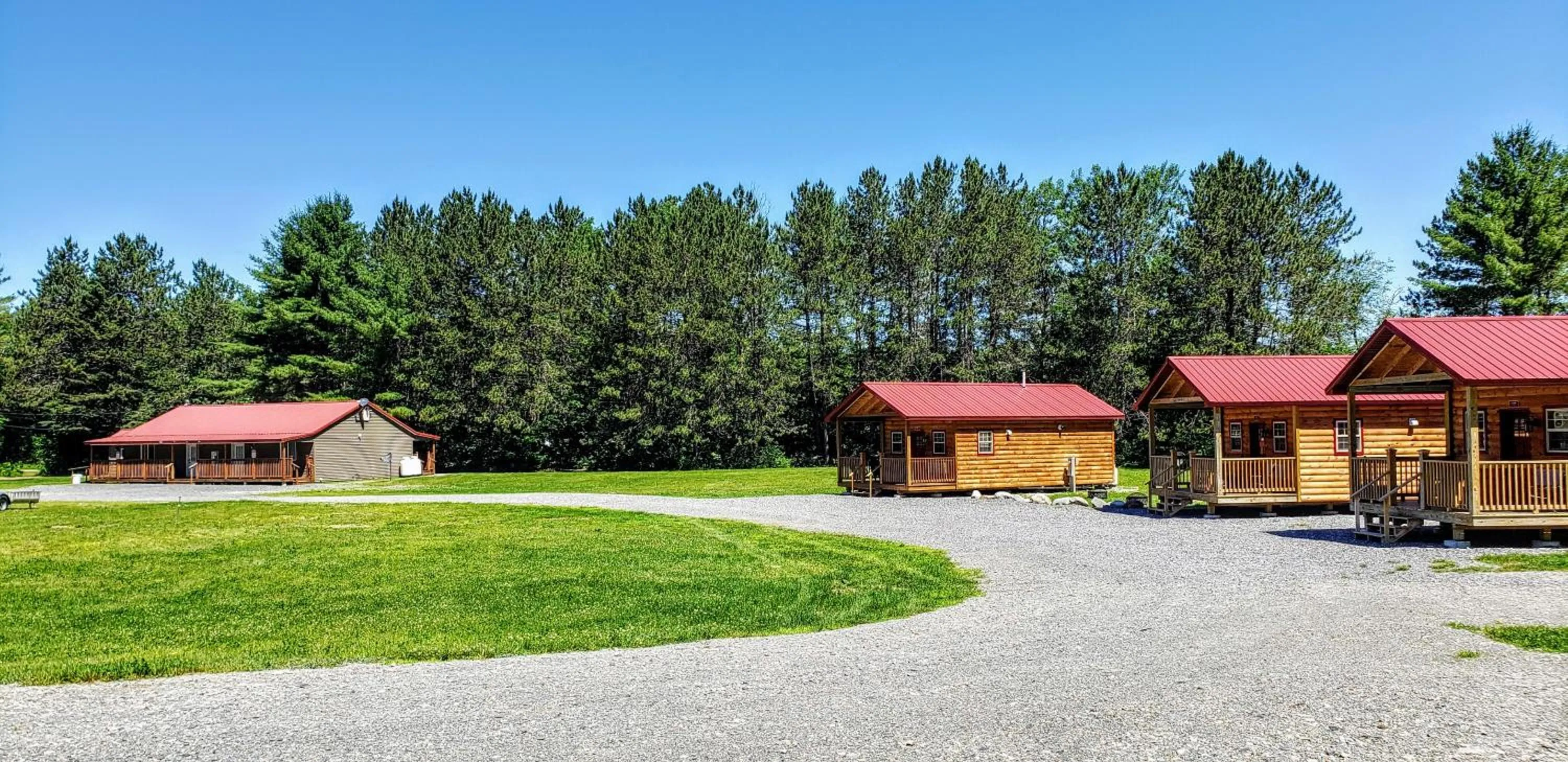 Property building in Abbot Trailside Lodging