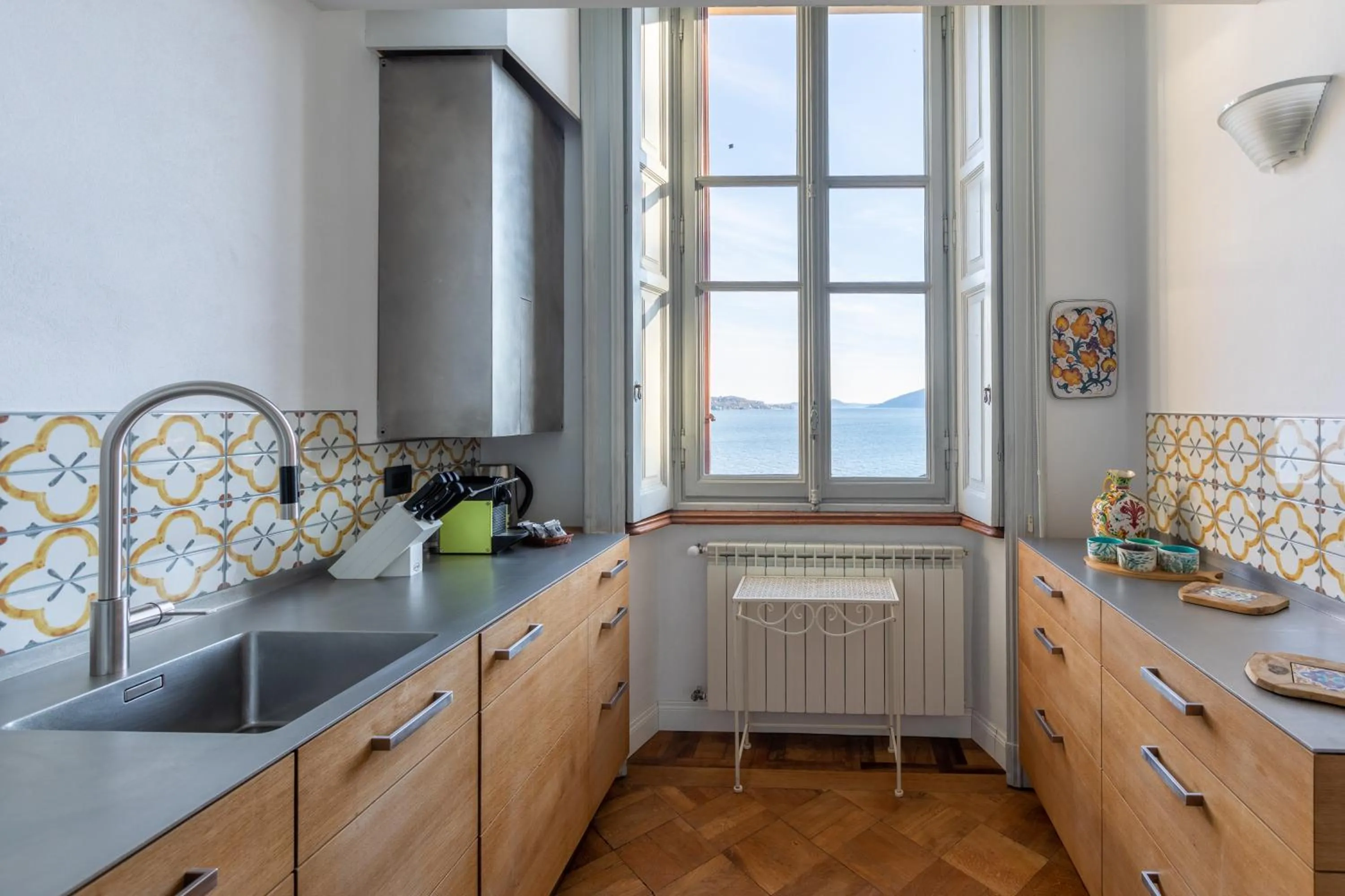 Villa Selva Luxury Lakeview Apartment